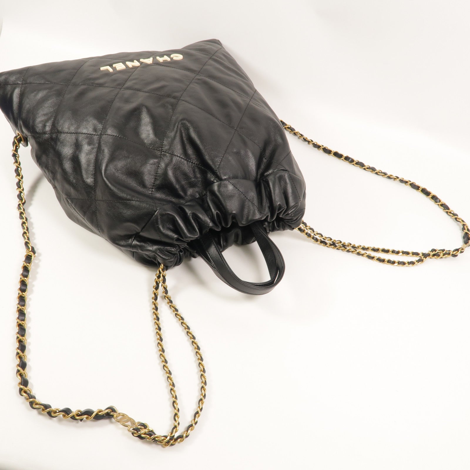 CHANEL 牛皮皮革Chanel 22 Backpack背包