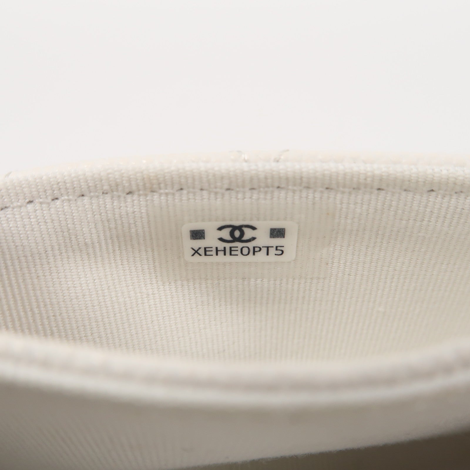 CHANEL 菱格牛皮皮革Card Case金扣卡片套白色