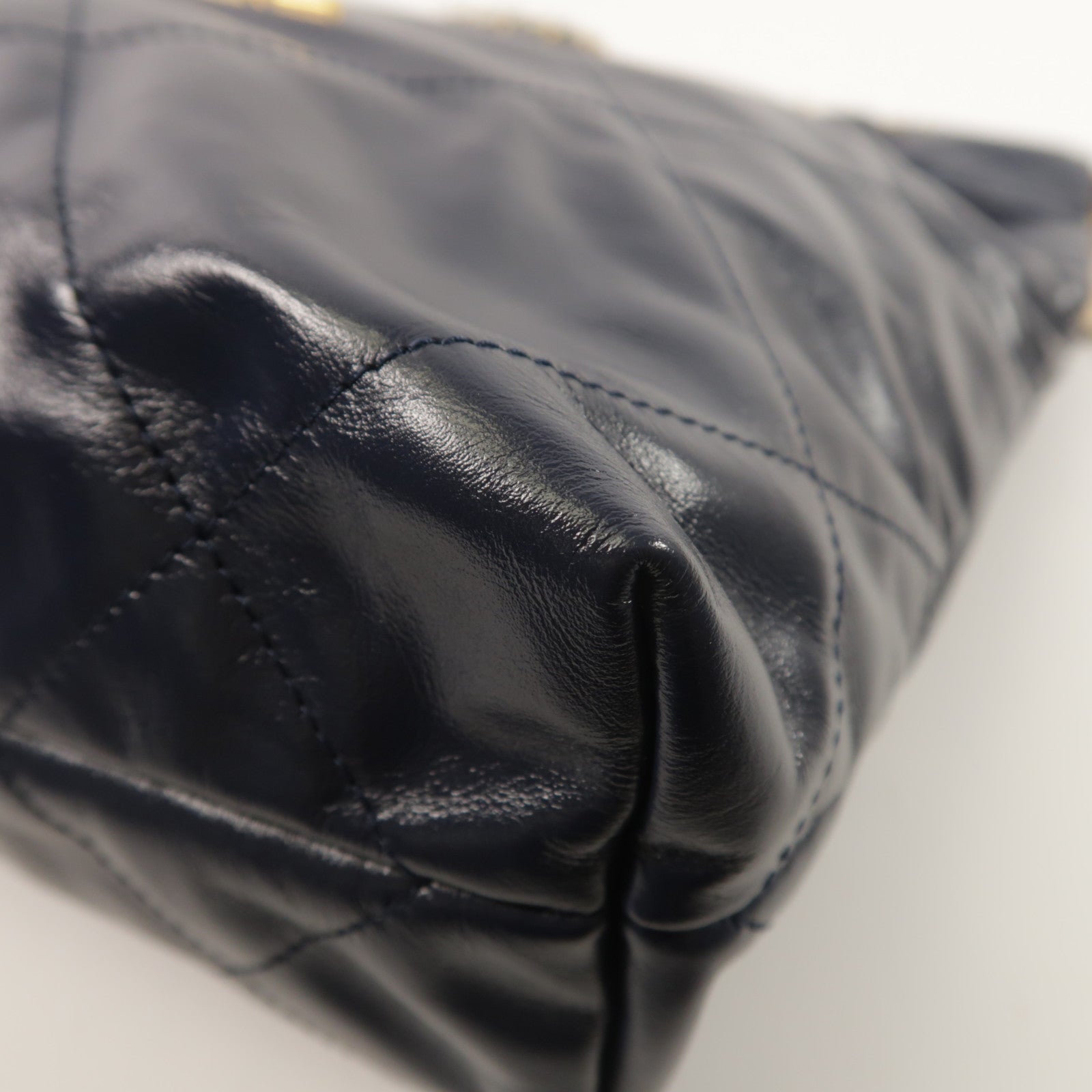 CHANEL 牛皮皮革C22 Small鏈帶肩背袋