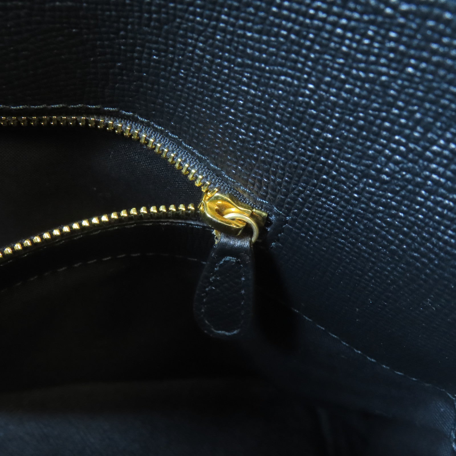 BALENCIAGA 牛皮皮革Ville Top Handle Bag金扣手挽肩背兩用袋黑色