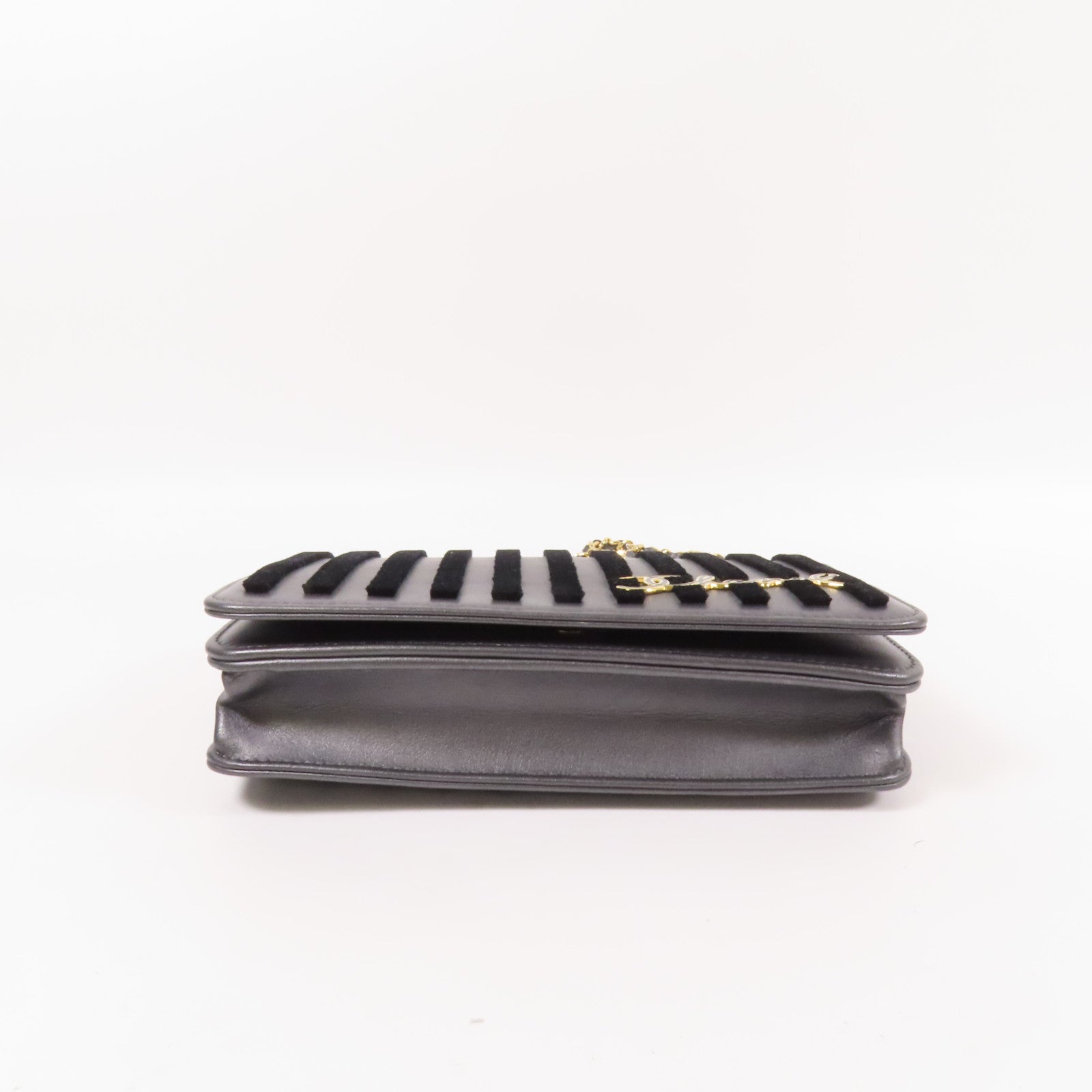 CHANEL 牛皮皮革/天鵝絨WOC Wallet On Chain金扣鏈帶肩背袋