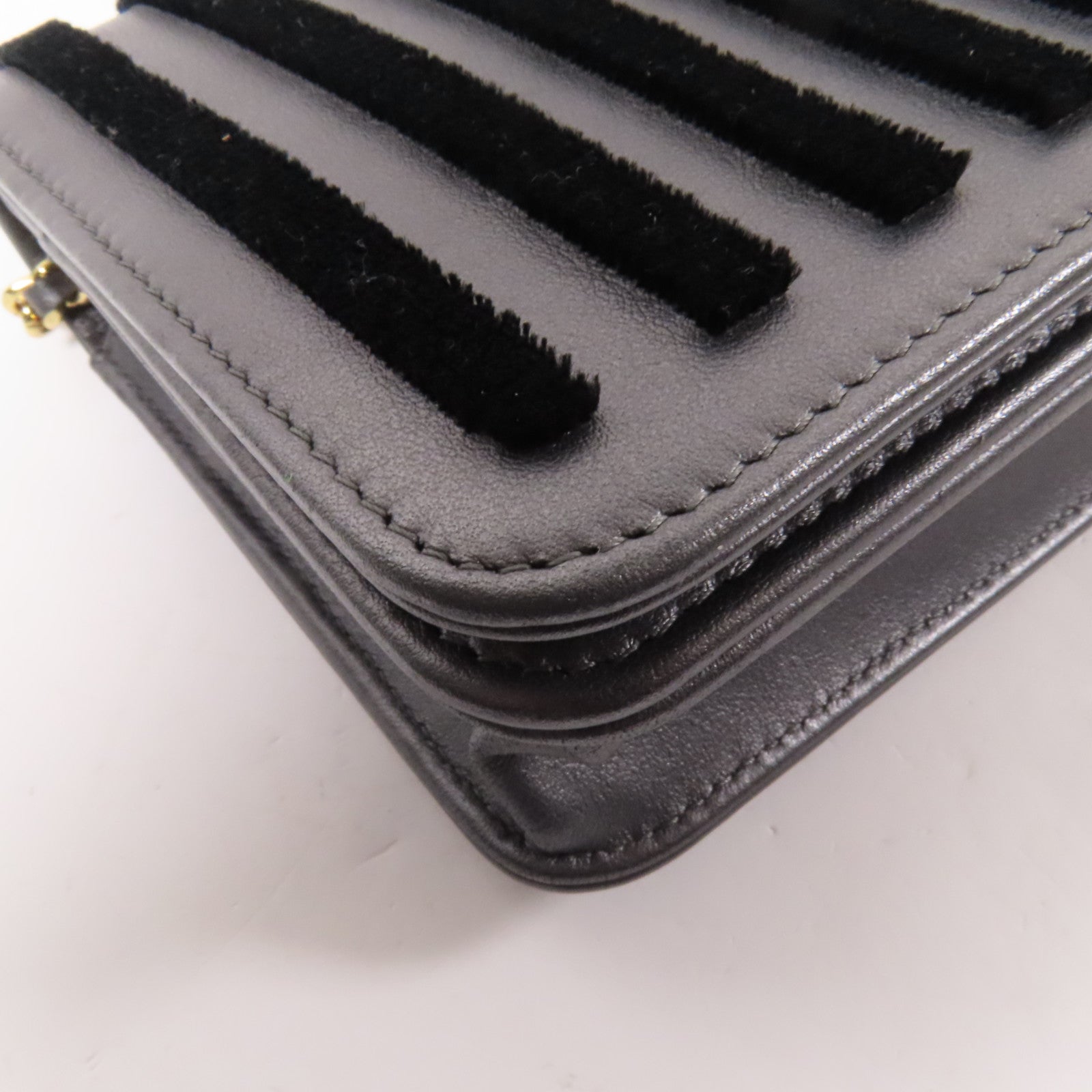 CHANEL 牛皮皮革/天鵝絨WOC Wallet On Chain金扣鏈帶肩背袋