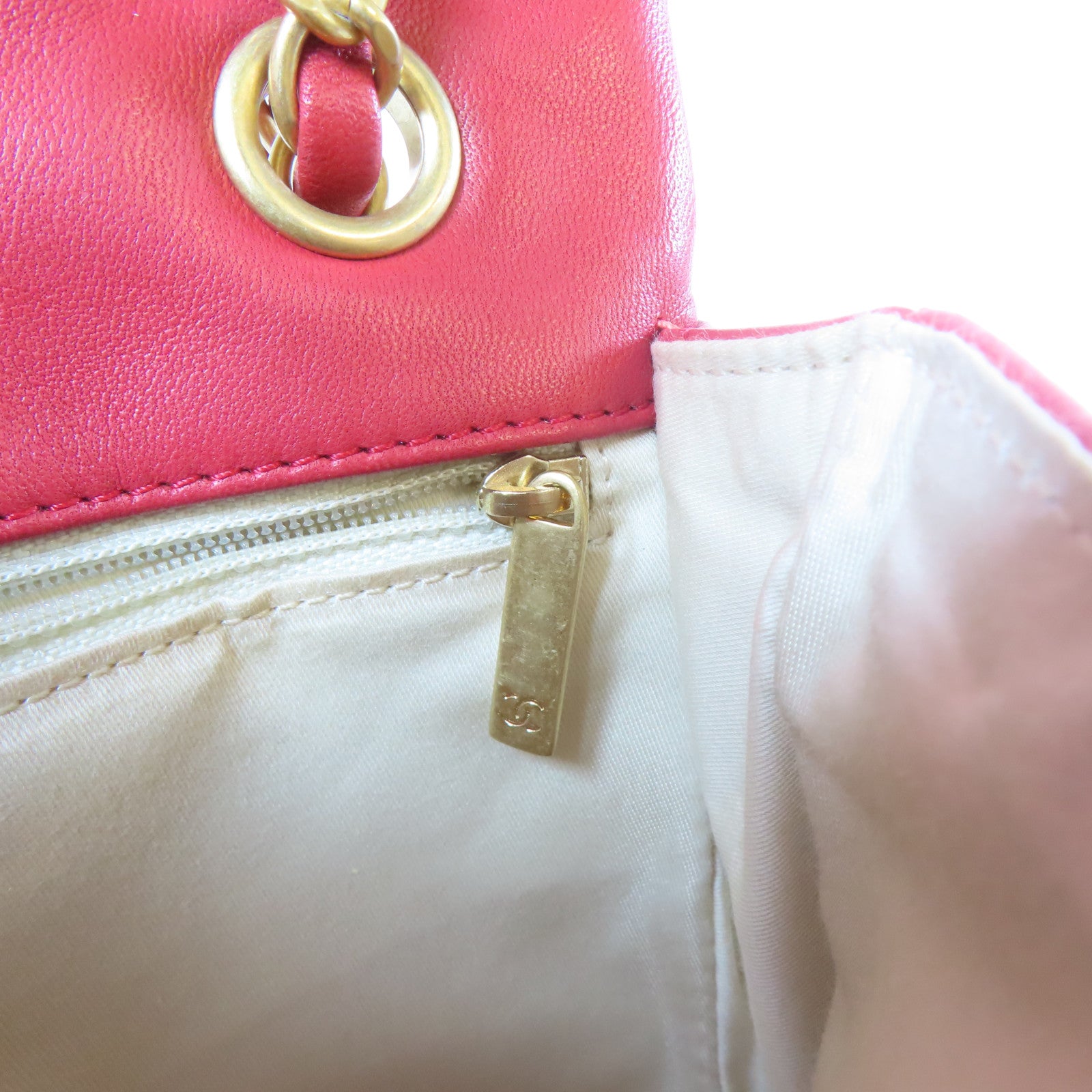 CHANEL 菱格羊皮皮革Chain Shoulder金扣鏈帶肩背袋紅色