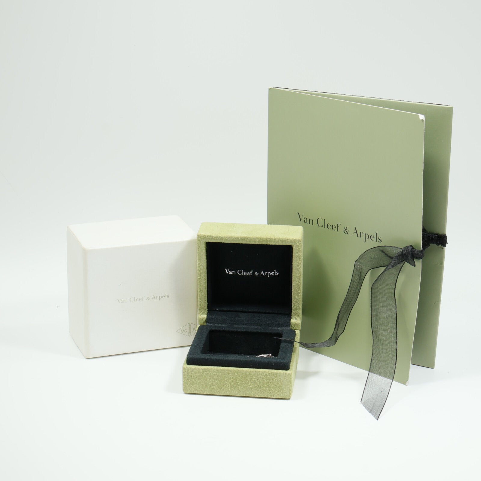Van Cleef & Arpels 18K白金Sweet Alhambra Diamond鑽石手鏈