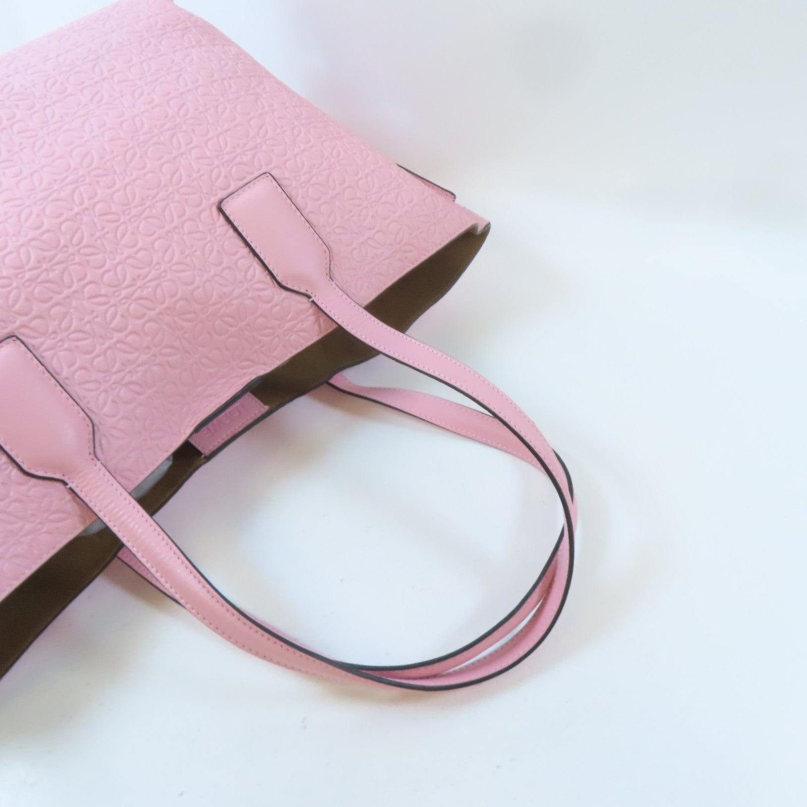LOEWE 【激減優惠】牛皮皮革Shoulder Tote肩背袋/手挽袋粉紅色
