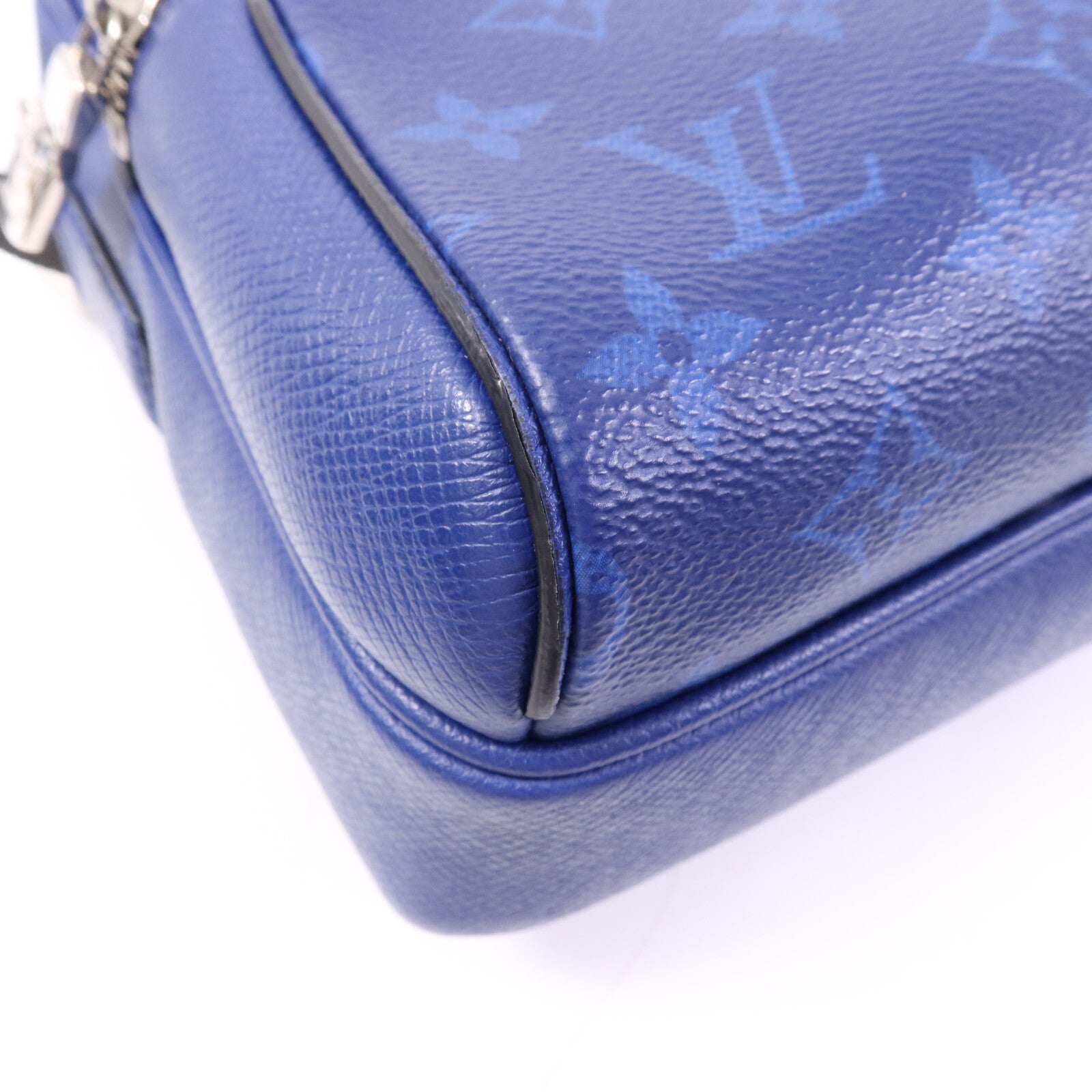 LOUIS VUITTON Taiga/Monogram Outdoor Messenger銀扣肩背袋