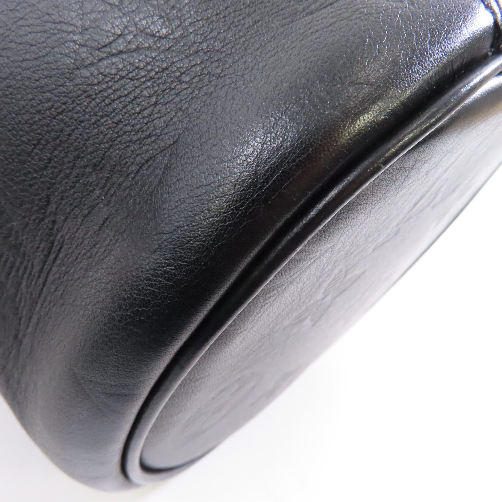 LOUIS VUITTON Monogram Shadow Chalk Nano肩背袋黑色