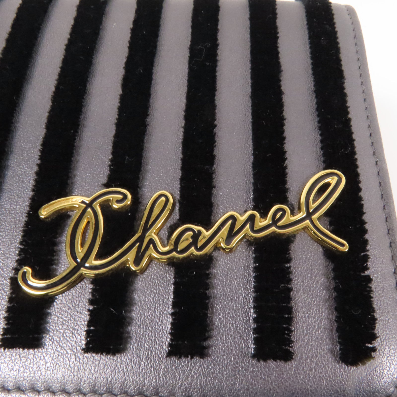 CHANEL 牛皮皮革/天鵝絨WOC Wallet On Chain金扣鏈帶肩背袋