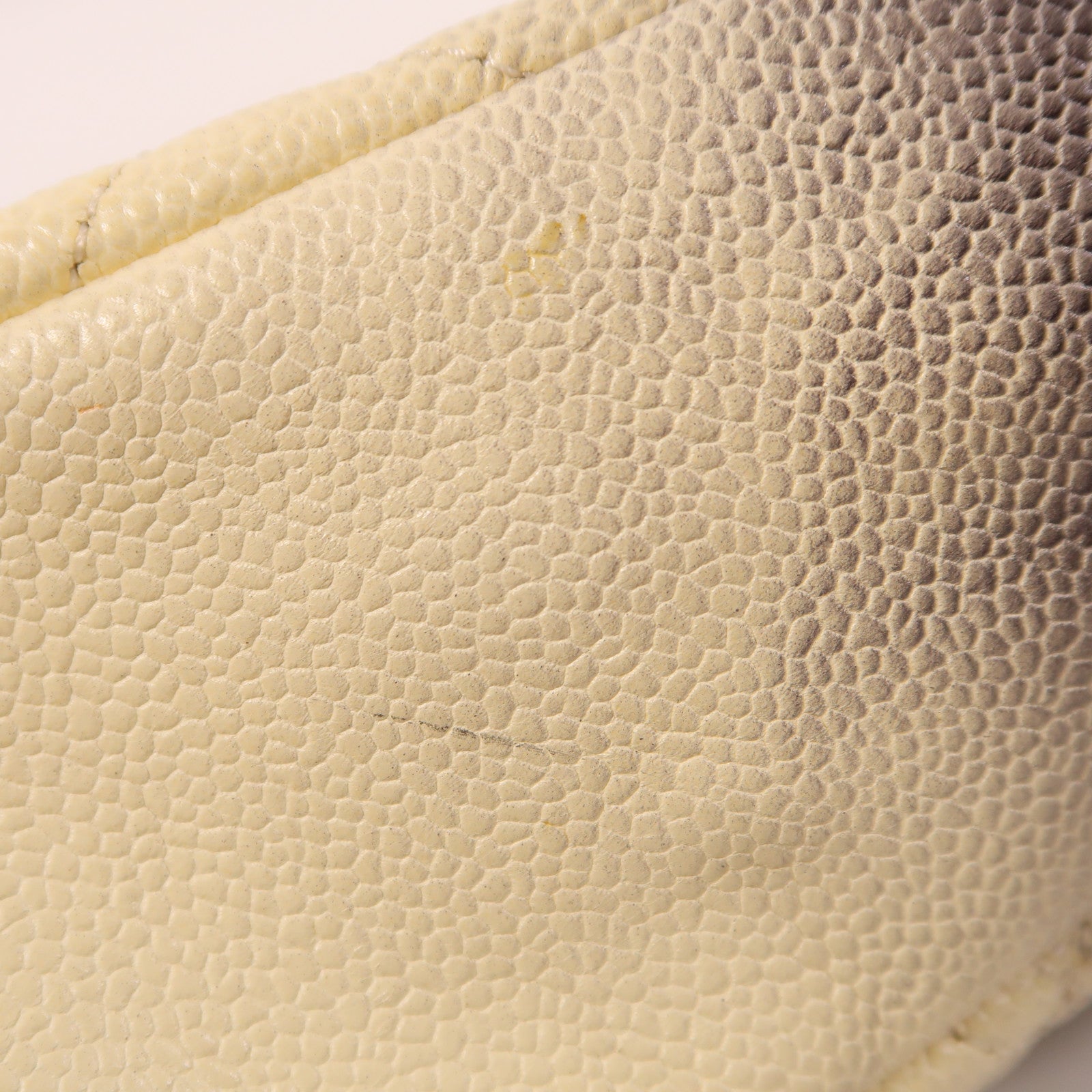 CHANEL 牛皮皮革Shoulder Bag銀扣肩背袋