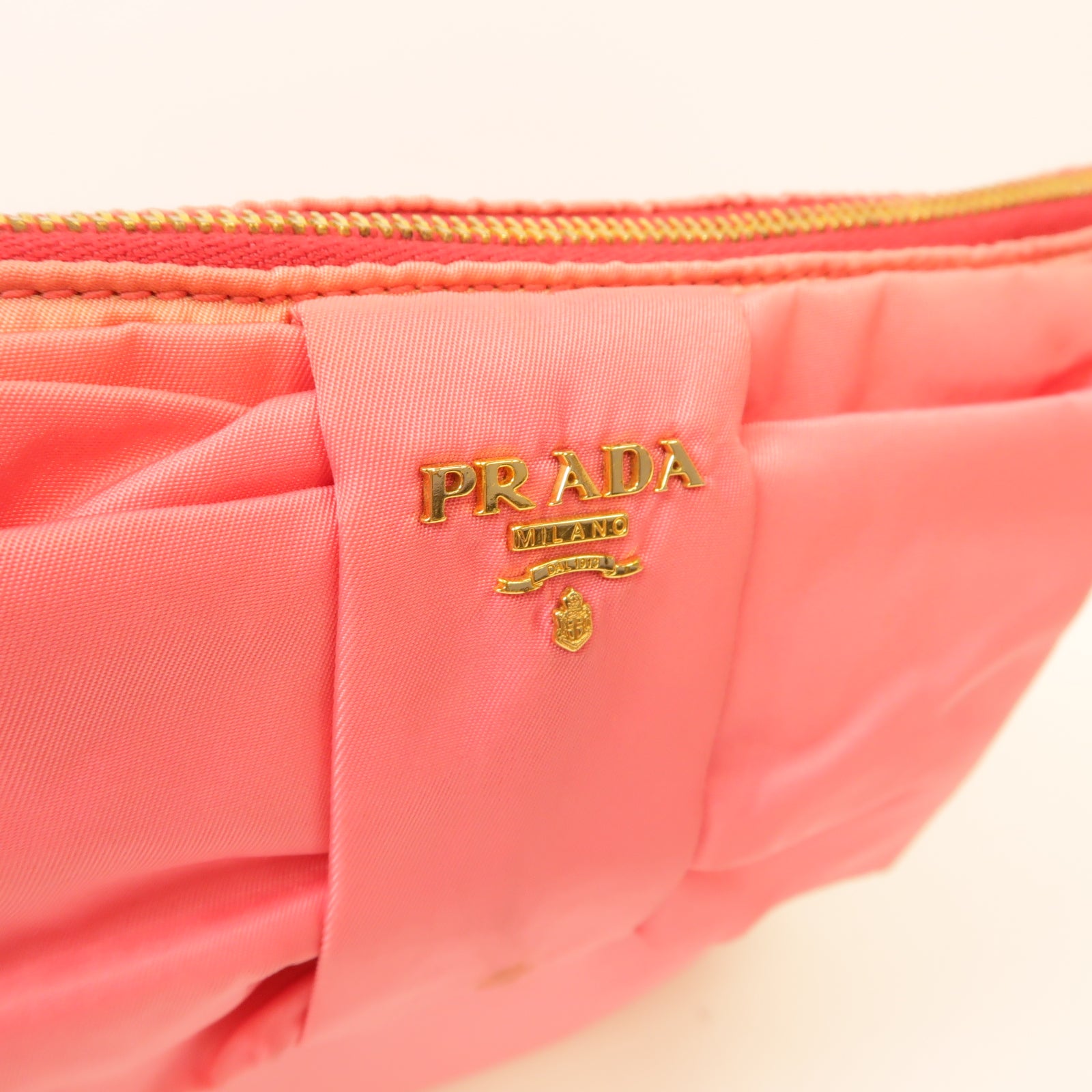 PRADA 尼龍Shoulder Bag金扣肩背袋粉紅色