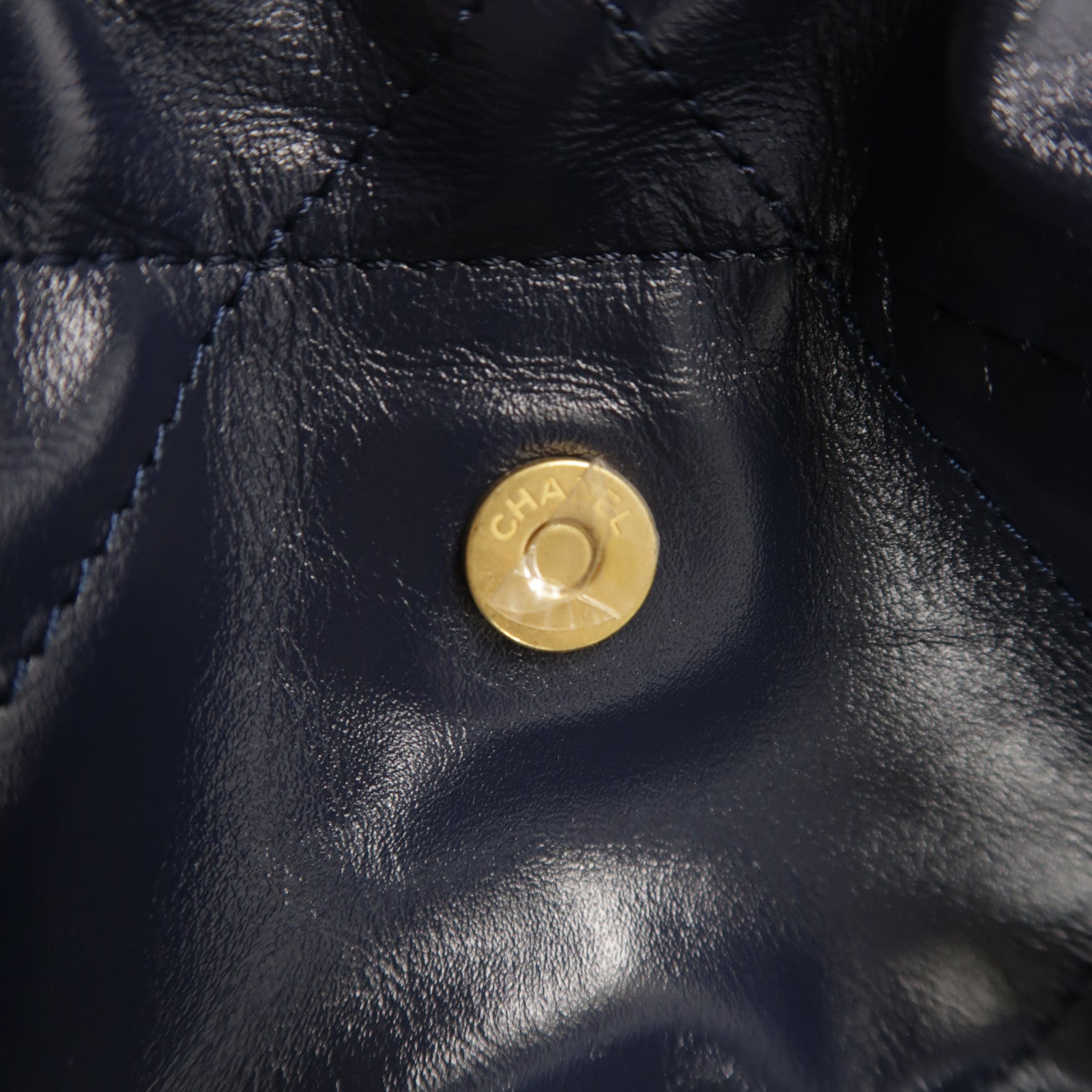 CHANEL 牛皮皮革C22 Small鏈帶肩背袋