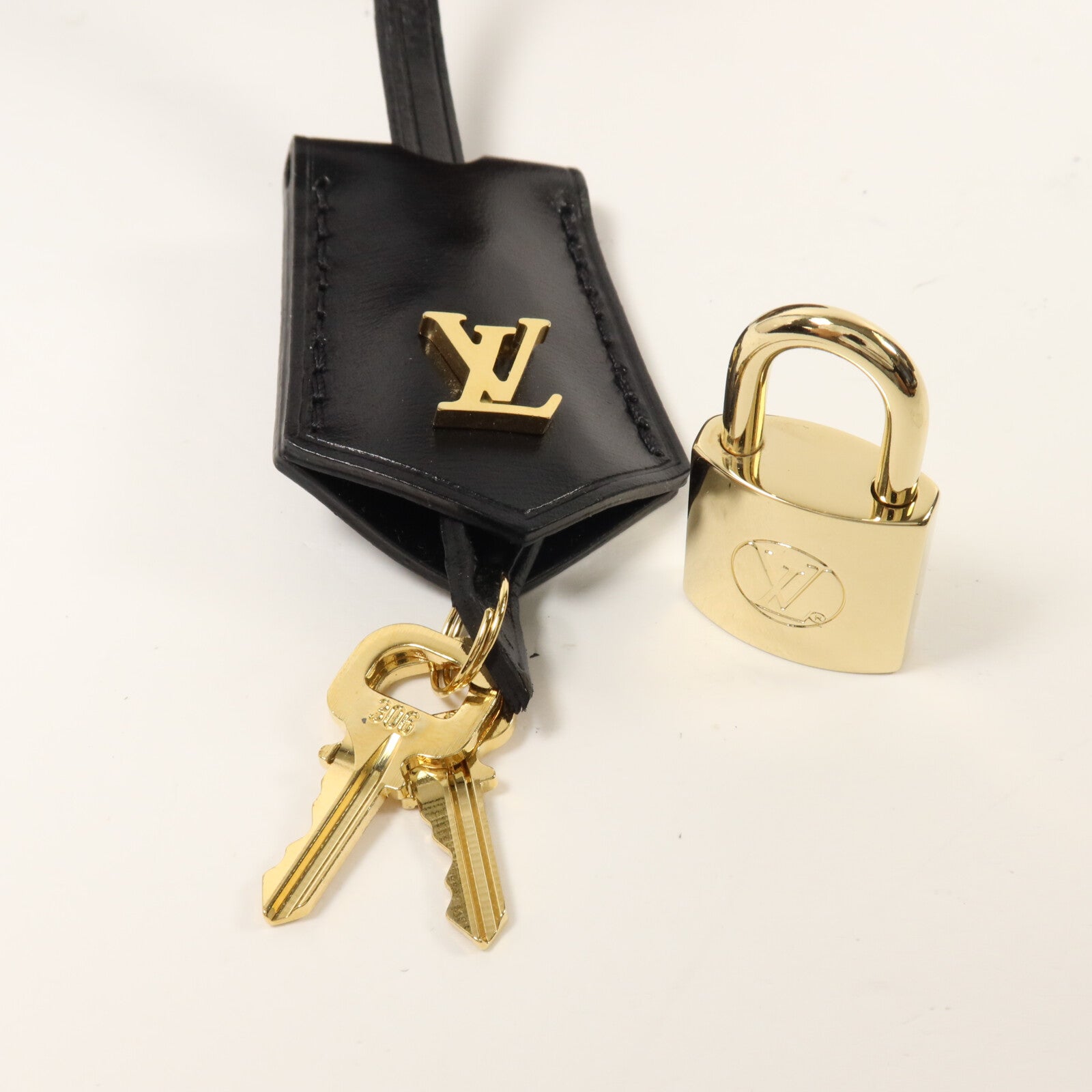 LOUIS VUITTON Monogram Reverse Vanity PM鏈帶手挽肩背兩用袋