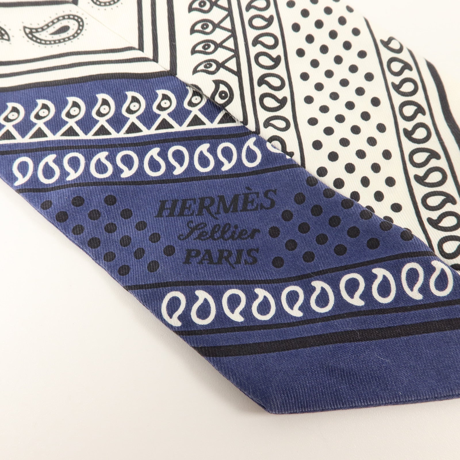 HERMES 絲質Twilly絲巾