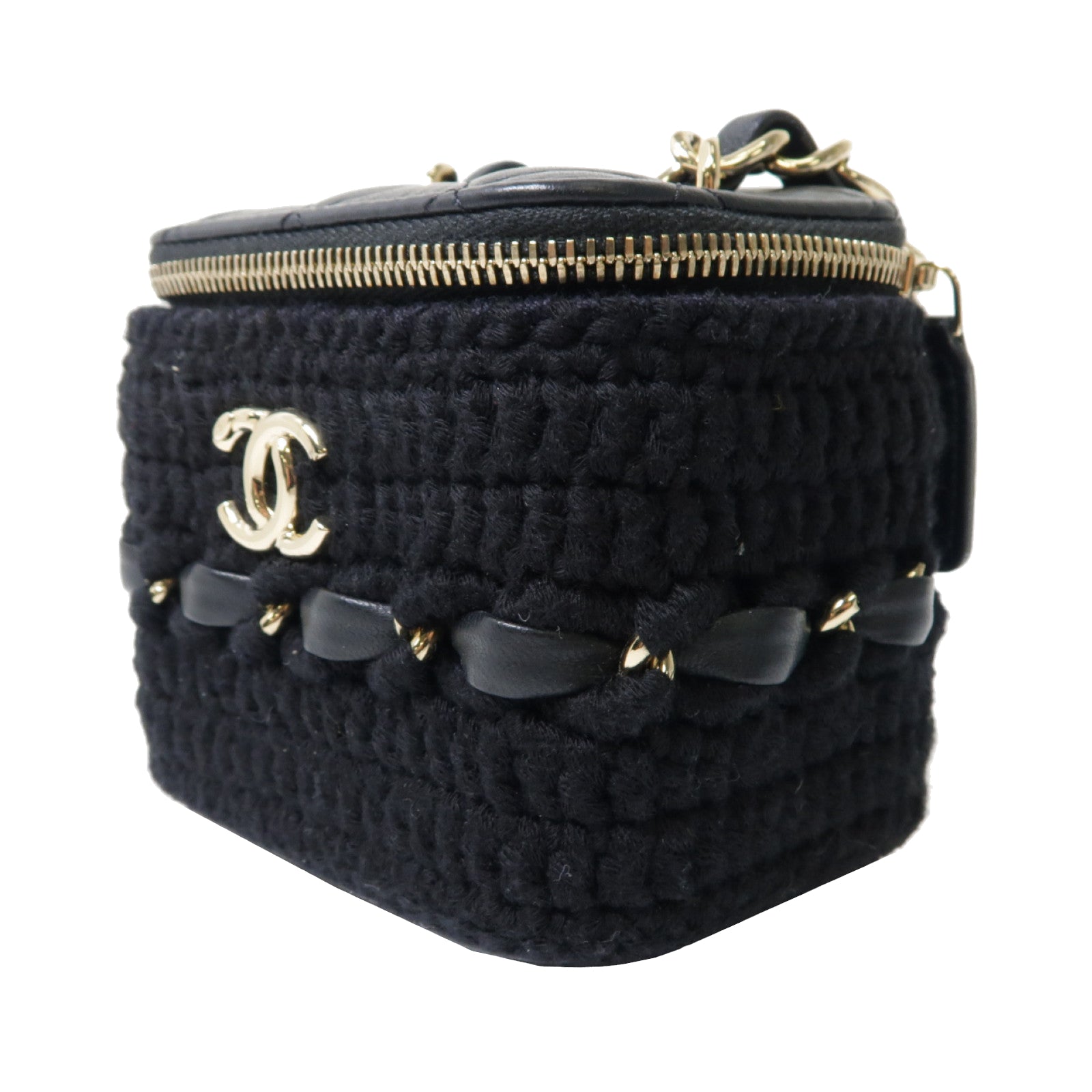 CHANEL 菱格皮革Chain Shoulder金扣鏈帶肩背袋黑色