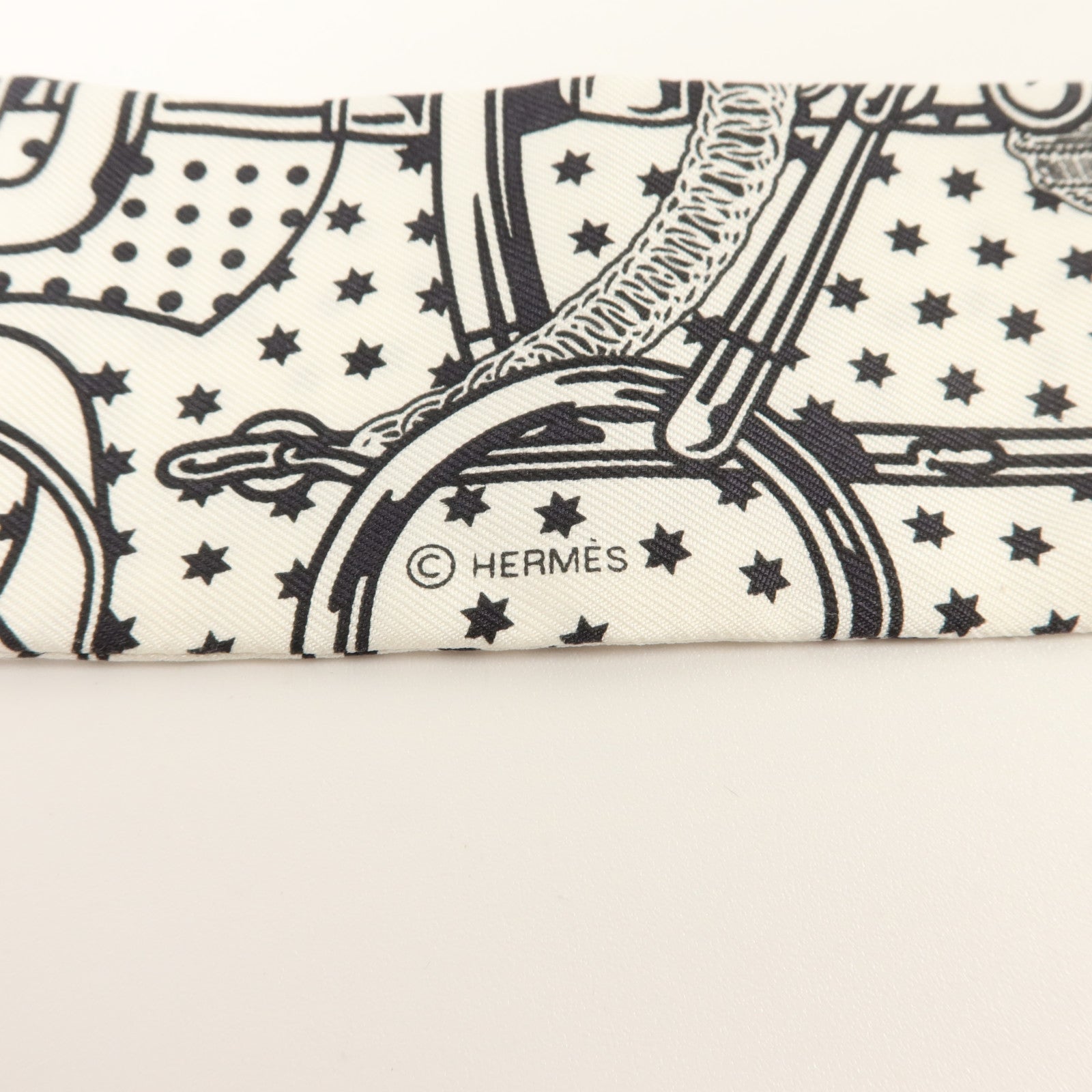 HERMES 絲質Twilly絲巾