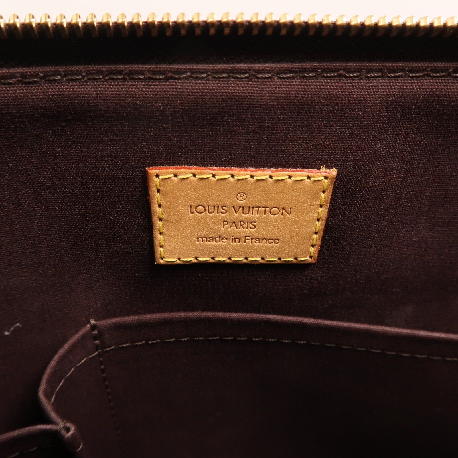 LOUIS VUITTON Mono-Vernis Bellevue PM金扣手挽袋