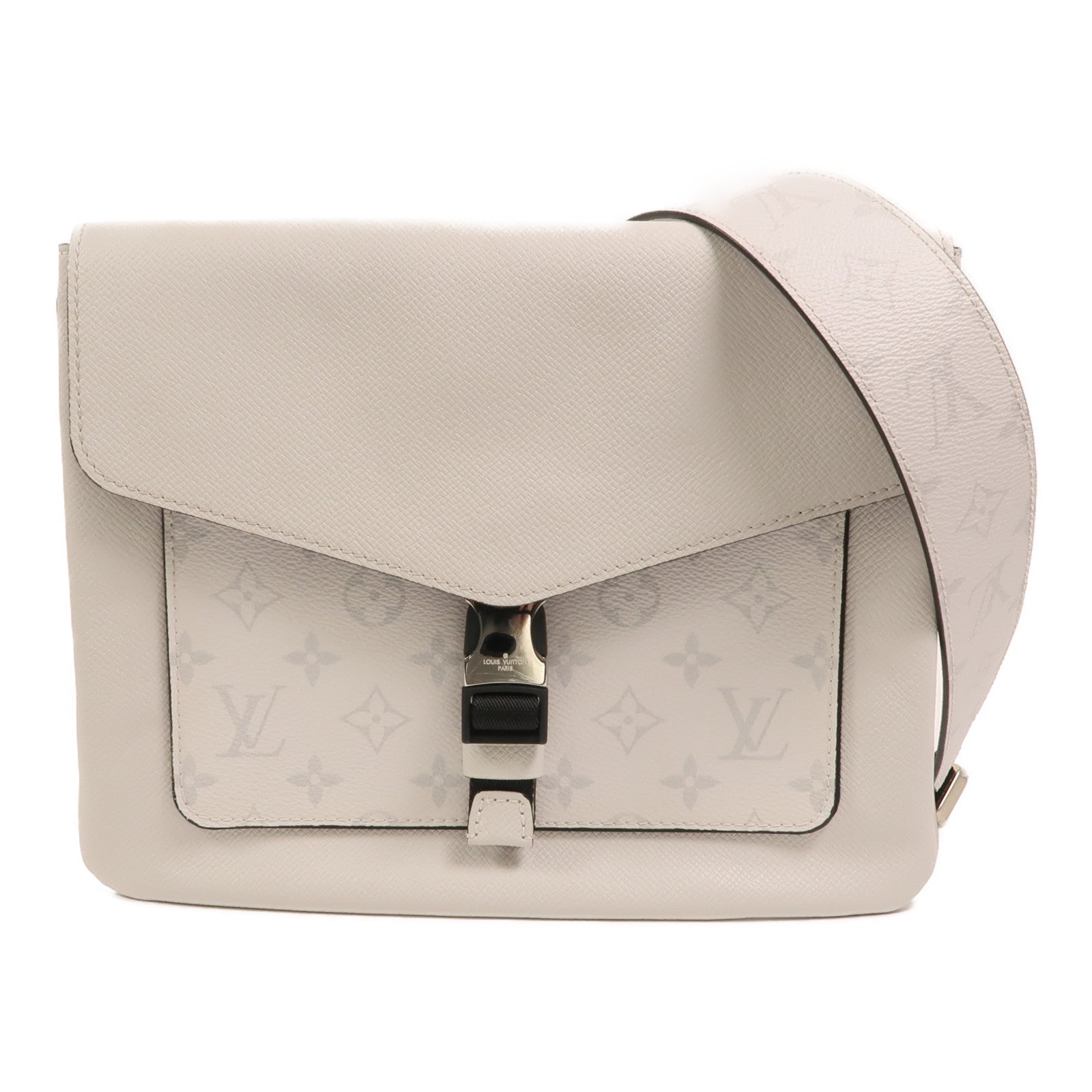 LOUIS VUITTON Taigarama Outdoor Flap Message肩背袋