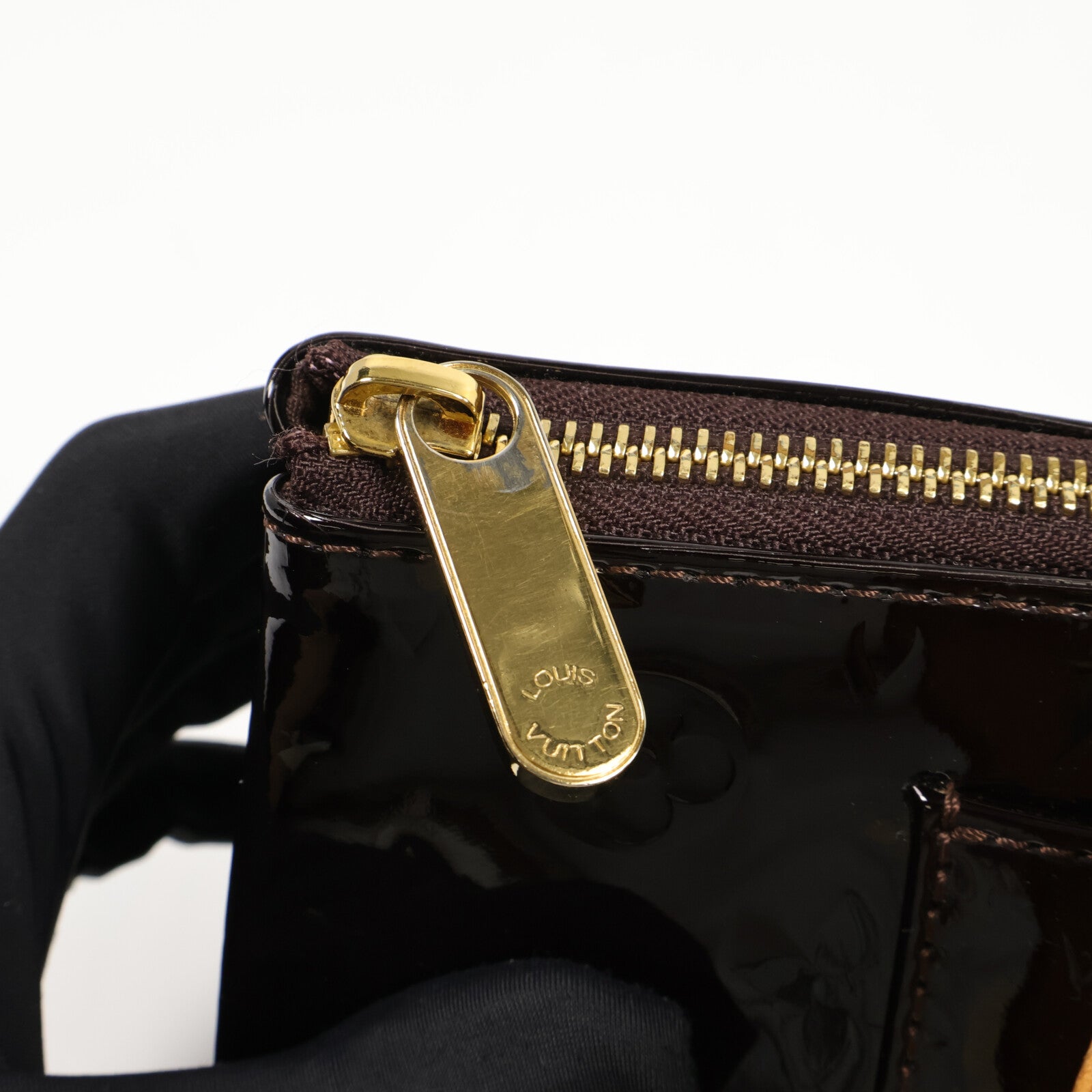 LOUIS VUITTON Monogram Vernis Rosewood Avenue金扣肩背袋