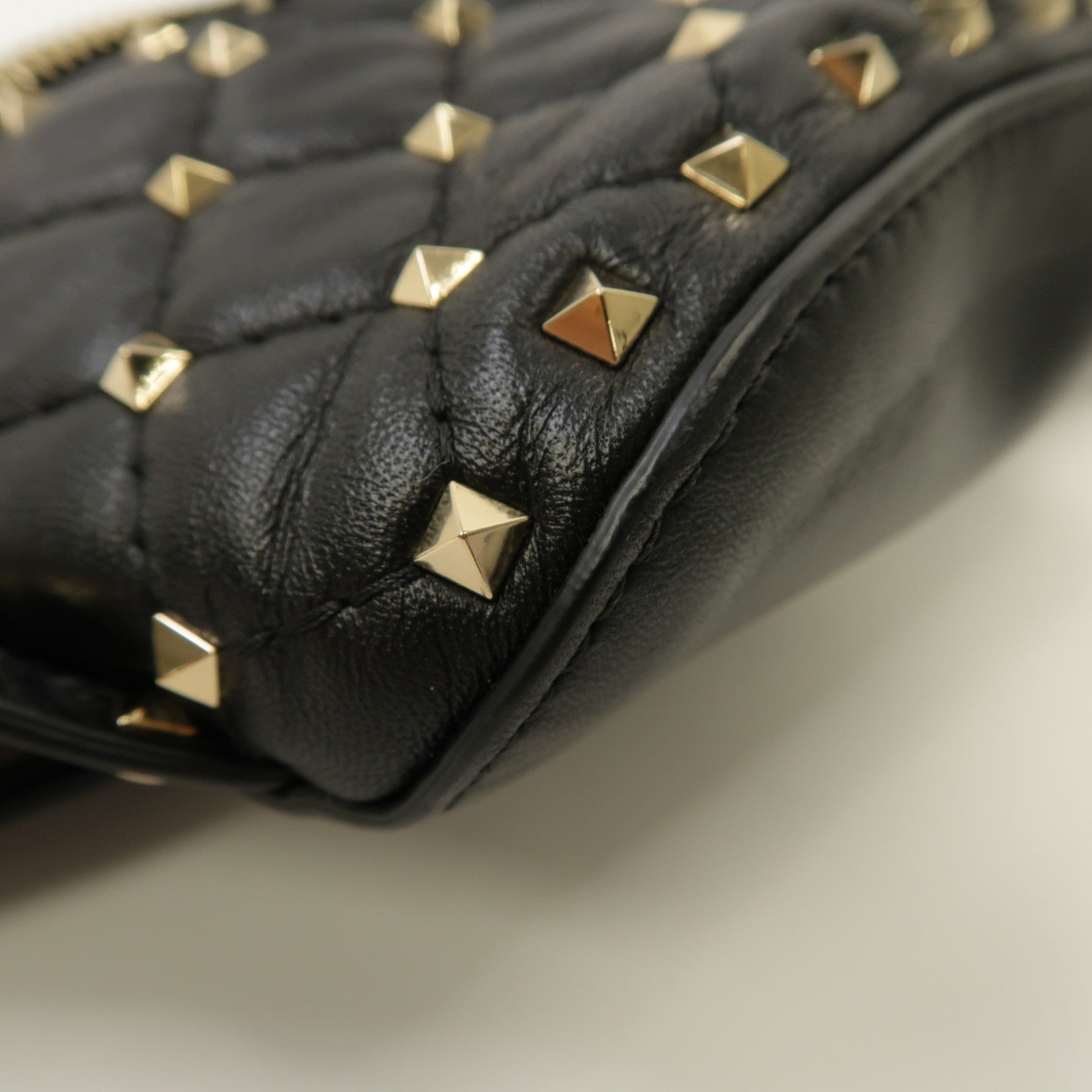 Valentino 牛皮皮革Rockstud Waist Bag金扣腰包黑色