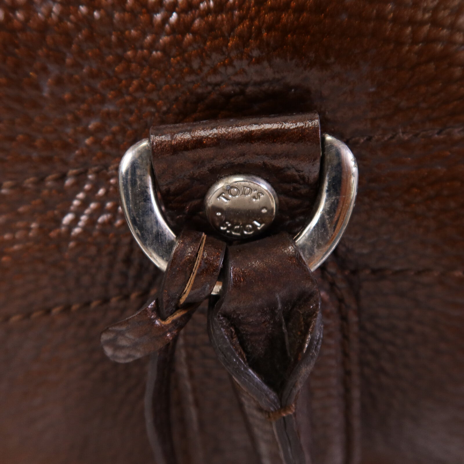 TOD'S 皮革Shoulder Bag銀扣肩背袋