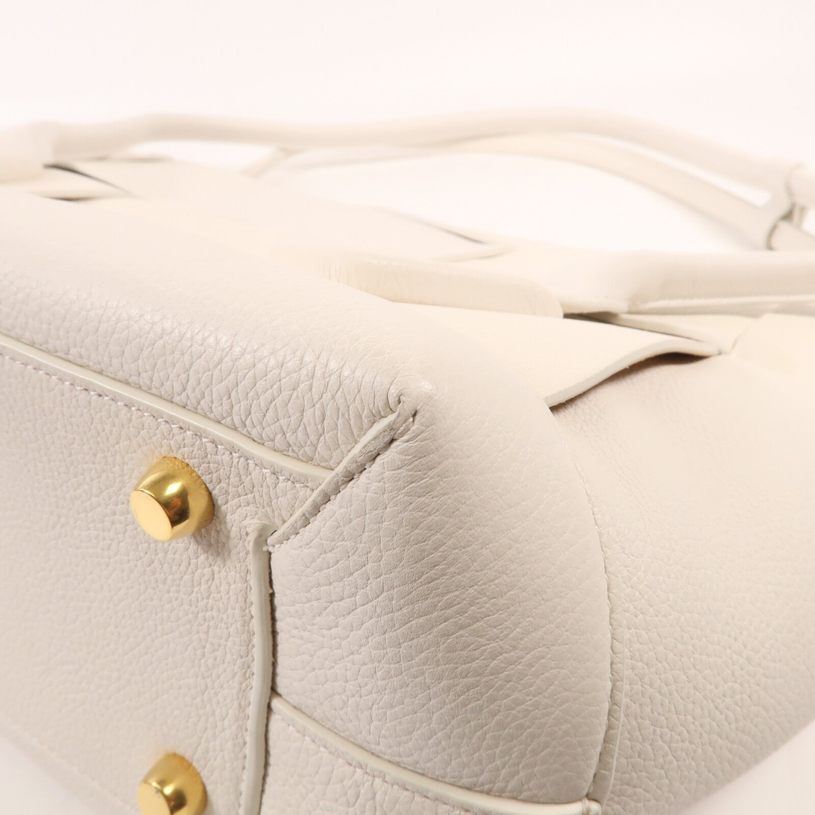 BOTTEGA VENETA 牛皮皮革Shoulder Bag金扣肩背袋