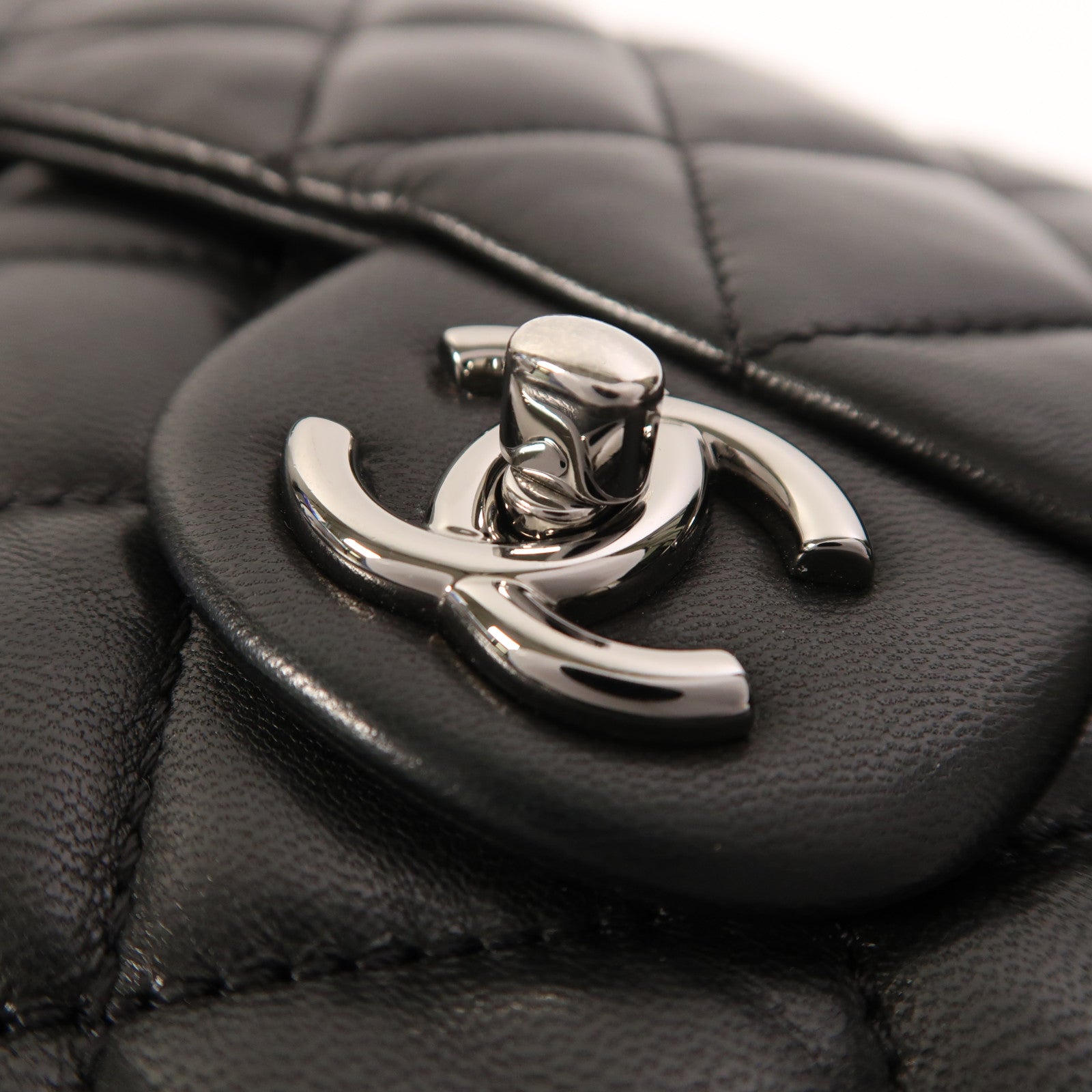 CHANEL 【激減優惠】皮革Chain Shoulder鏈帶肩背袋