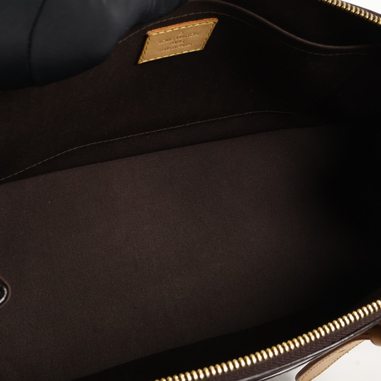 LOUIS VUITTON Monogram Vernis Rosewood Avenue金扣肩背袋
