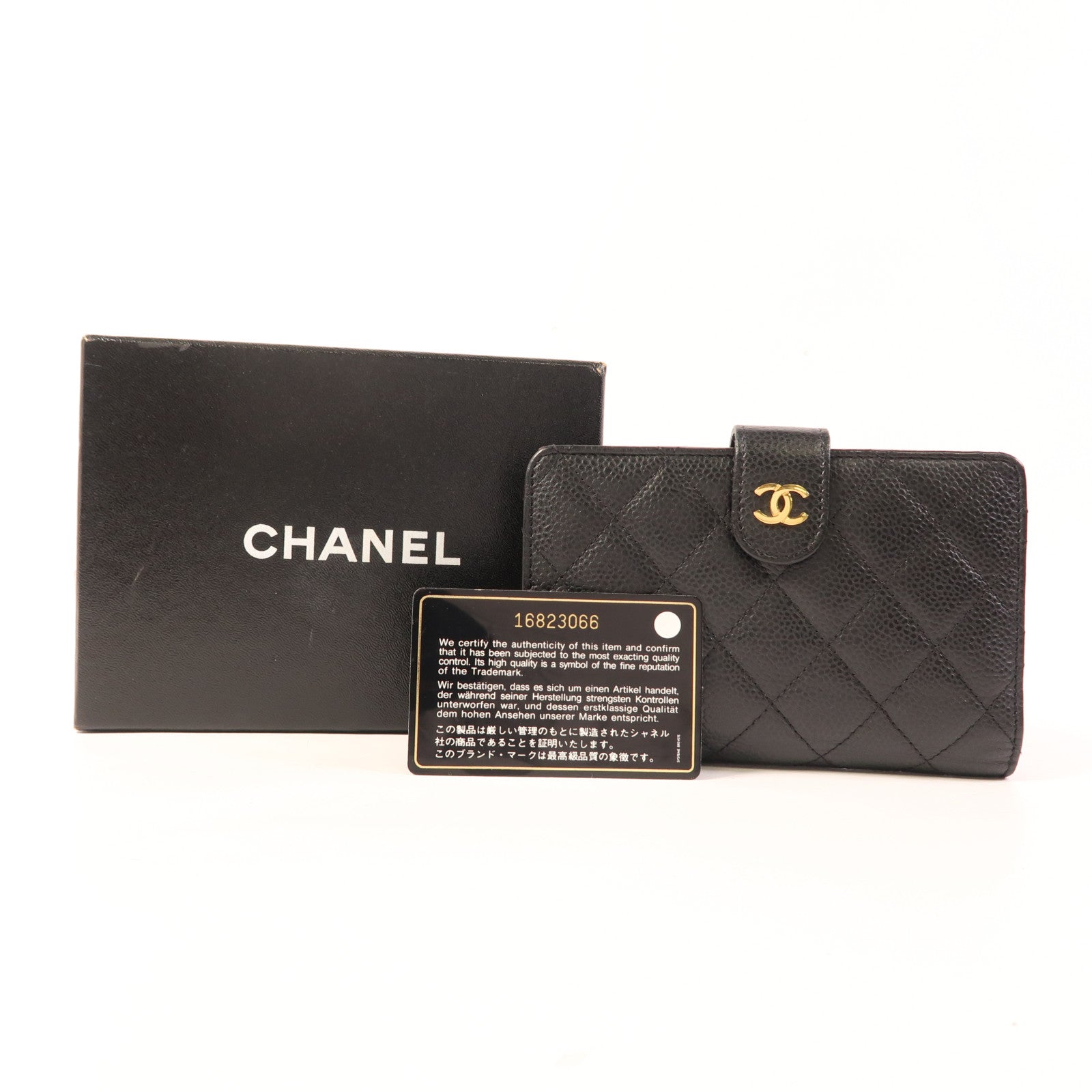 CHANEL 牛皮皮革Wallet金扣錢包