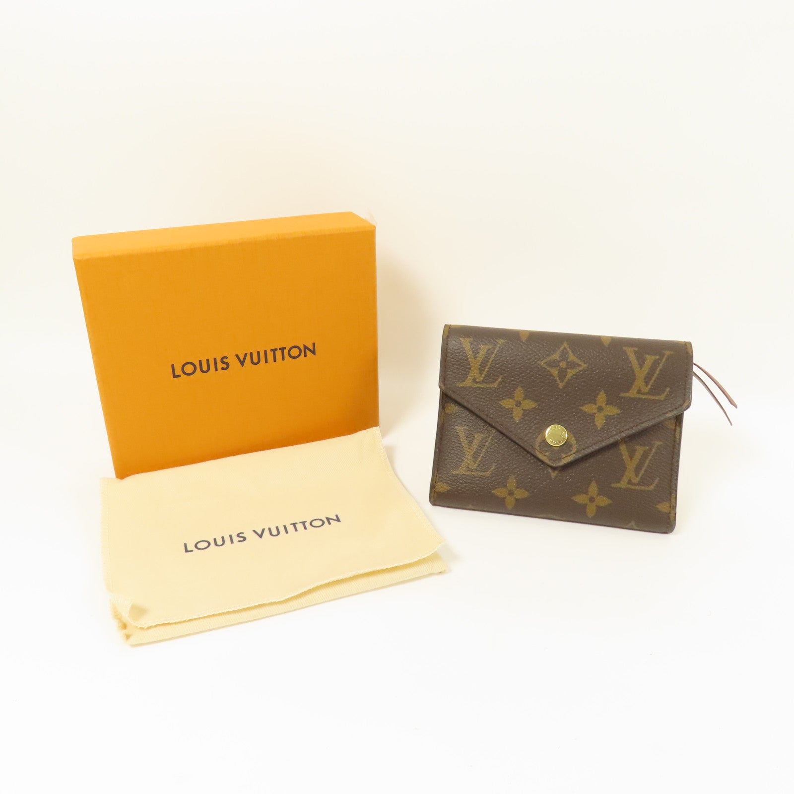 LOUIS VUITTON Monogram Victorine Wallet金扣錢包