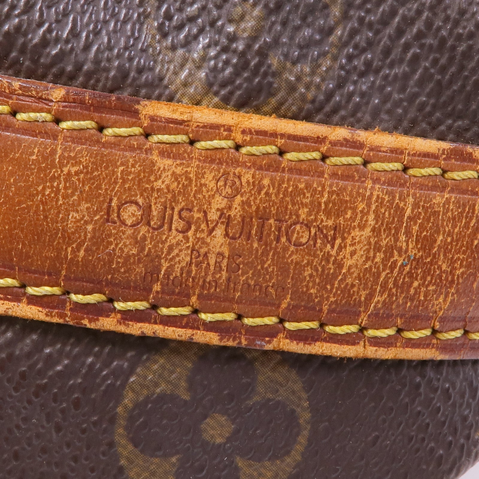 LOUIS VUITTON Monogram Petit Noe金扣肩背袋棕色