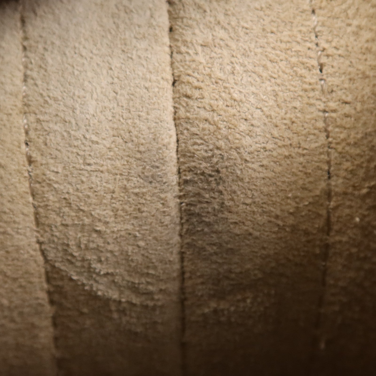 Loro Piana 牛皮皮革Micro Bale銀扣肩背袋