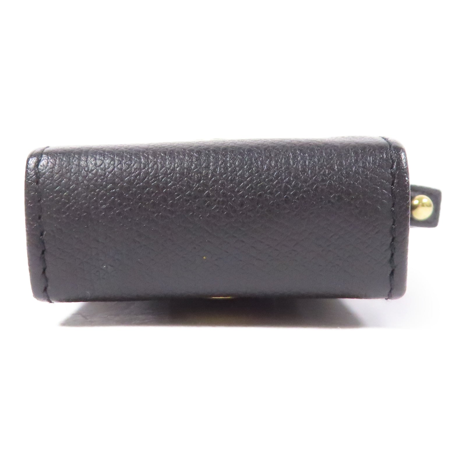 CHANEL 牛皮皮革Cigarette Case金扣肩背袋