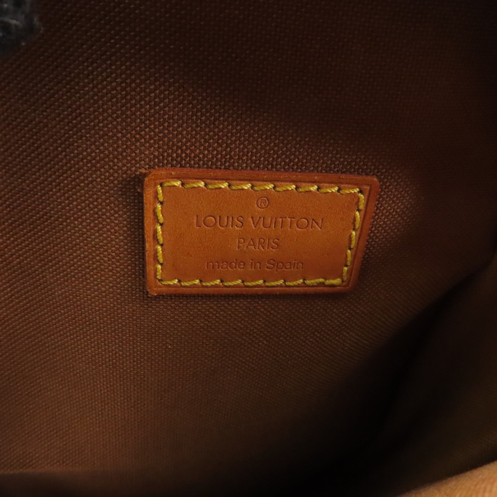 LOUIS VUITTON Monogram Pochette Gange金扣肩背袋