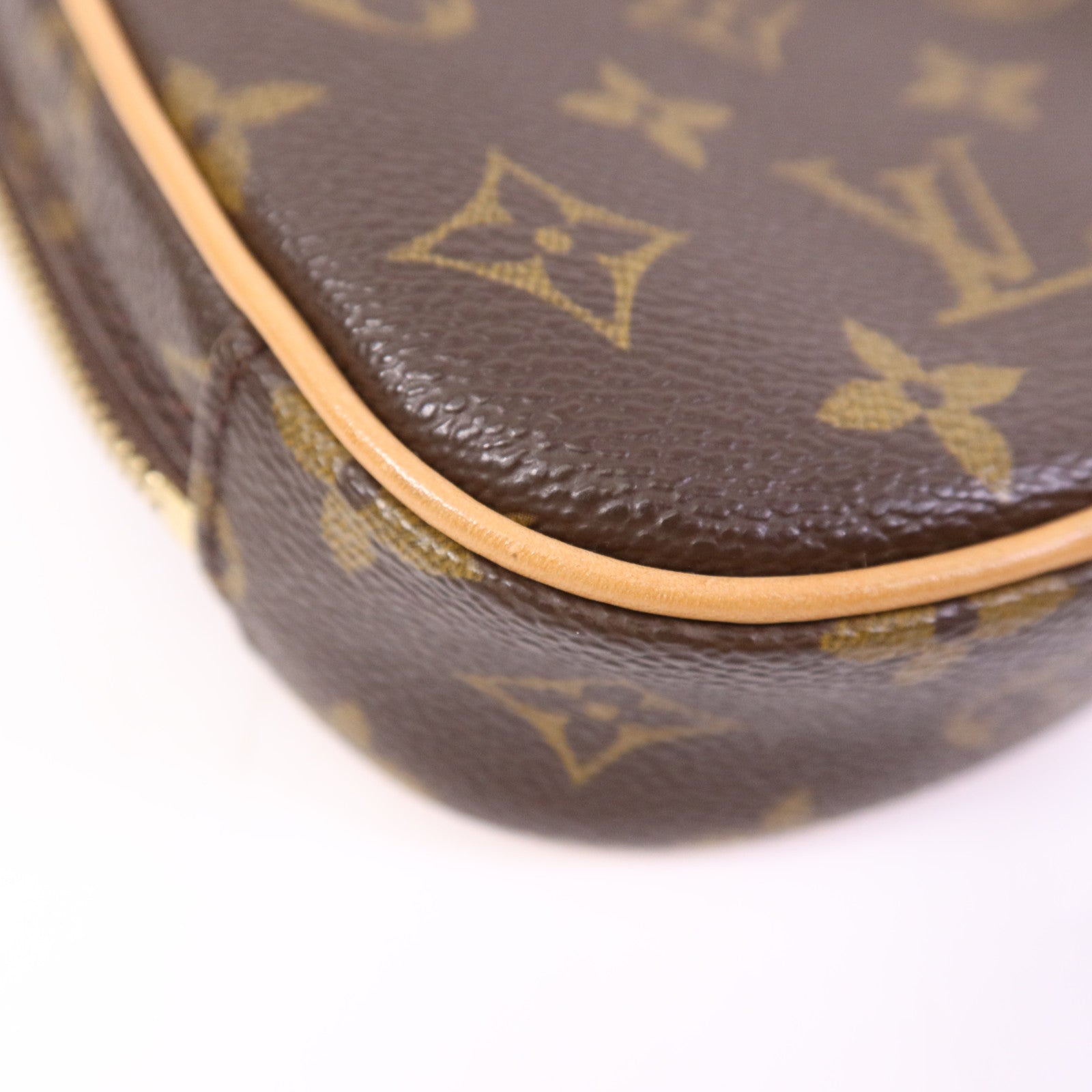 LOUIS VUITTON Monogram Pochette Gange金扣肩背袋
