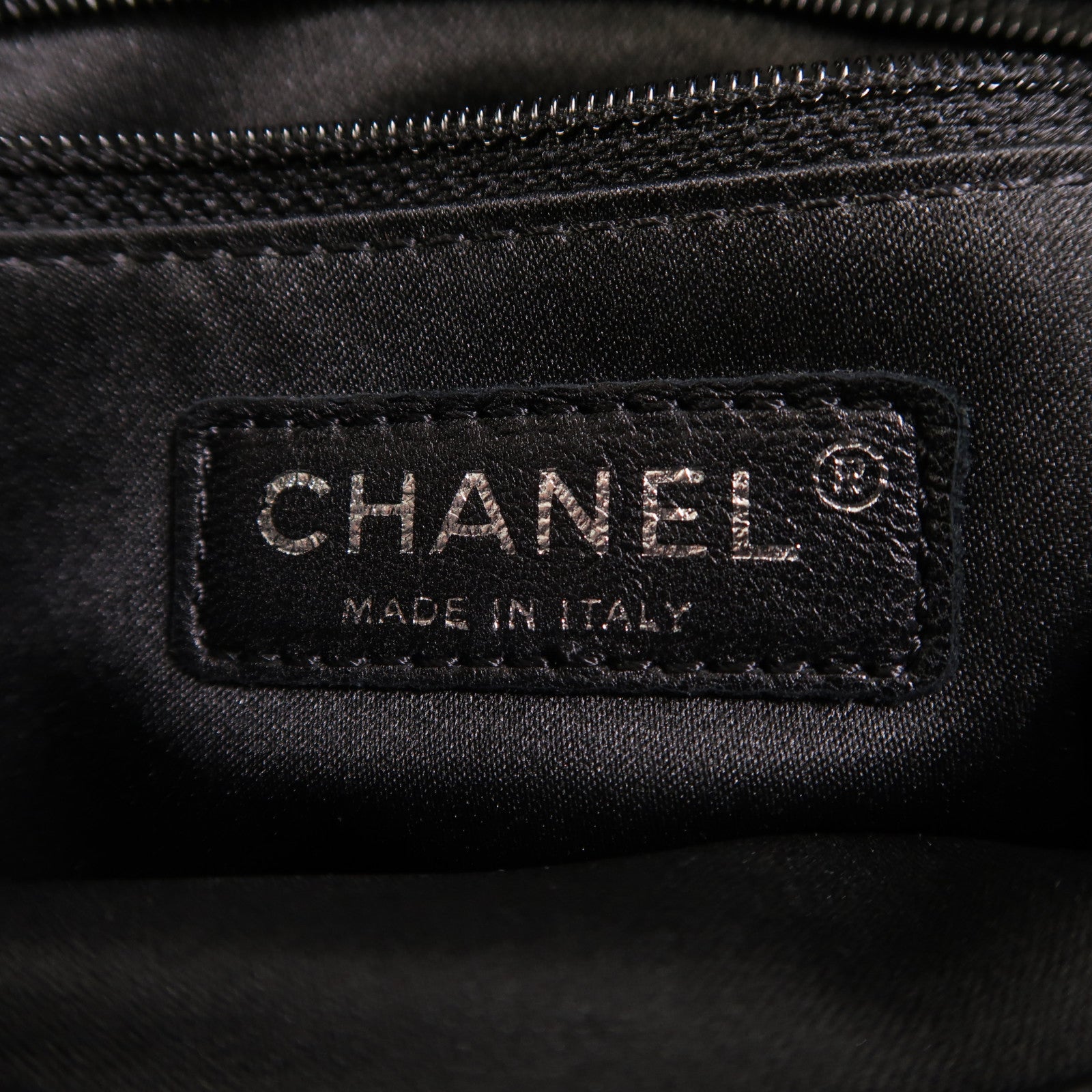 CHANEL 【激減優惠】皮革Chain Shoulder鏈帶肩背袋