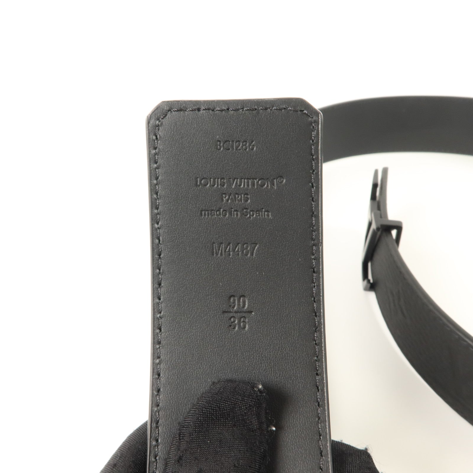 LOUIS VUITTON Taurillon Initiales 40mm Reversible Belt皮帶
