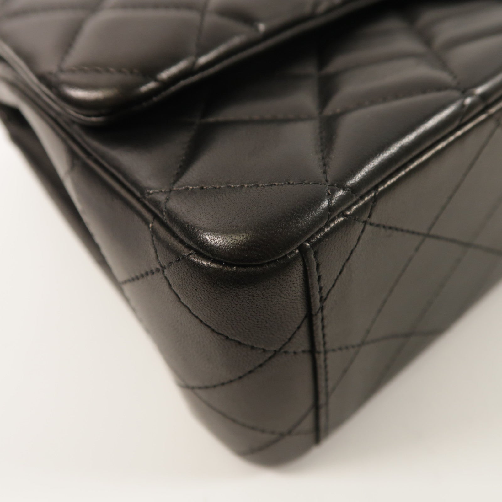 CHANEL 羊皮皮革Maxi Classic鏈帶肩背袋