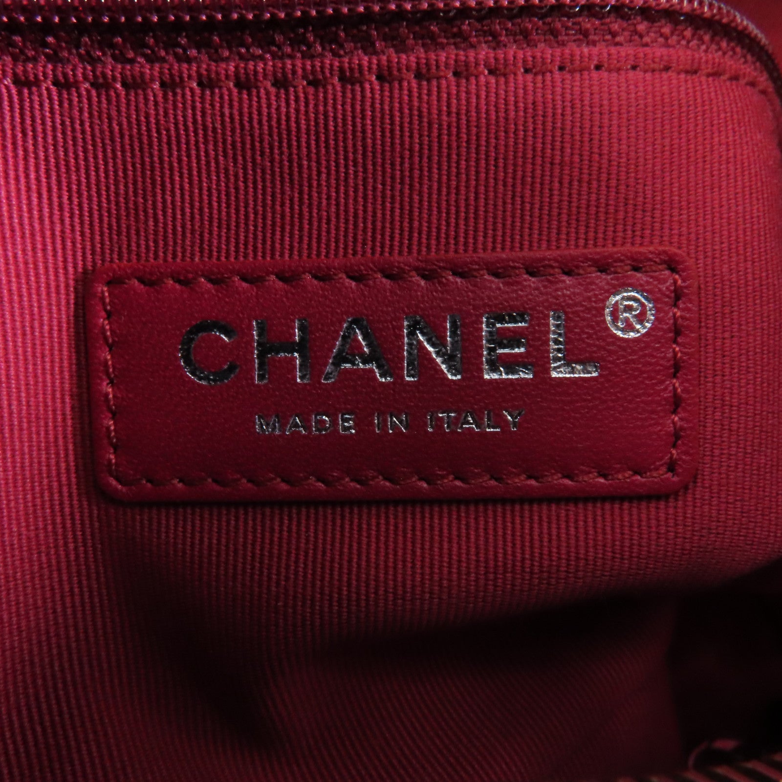 CHANEL 菱格牛皮皮革Gabrielle肩背袋黑色