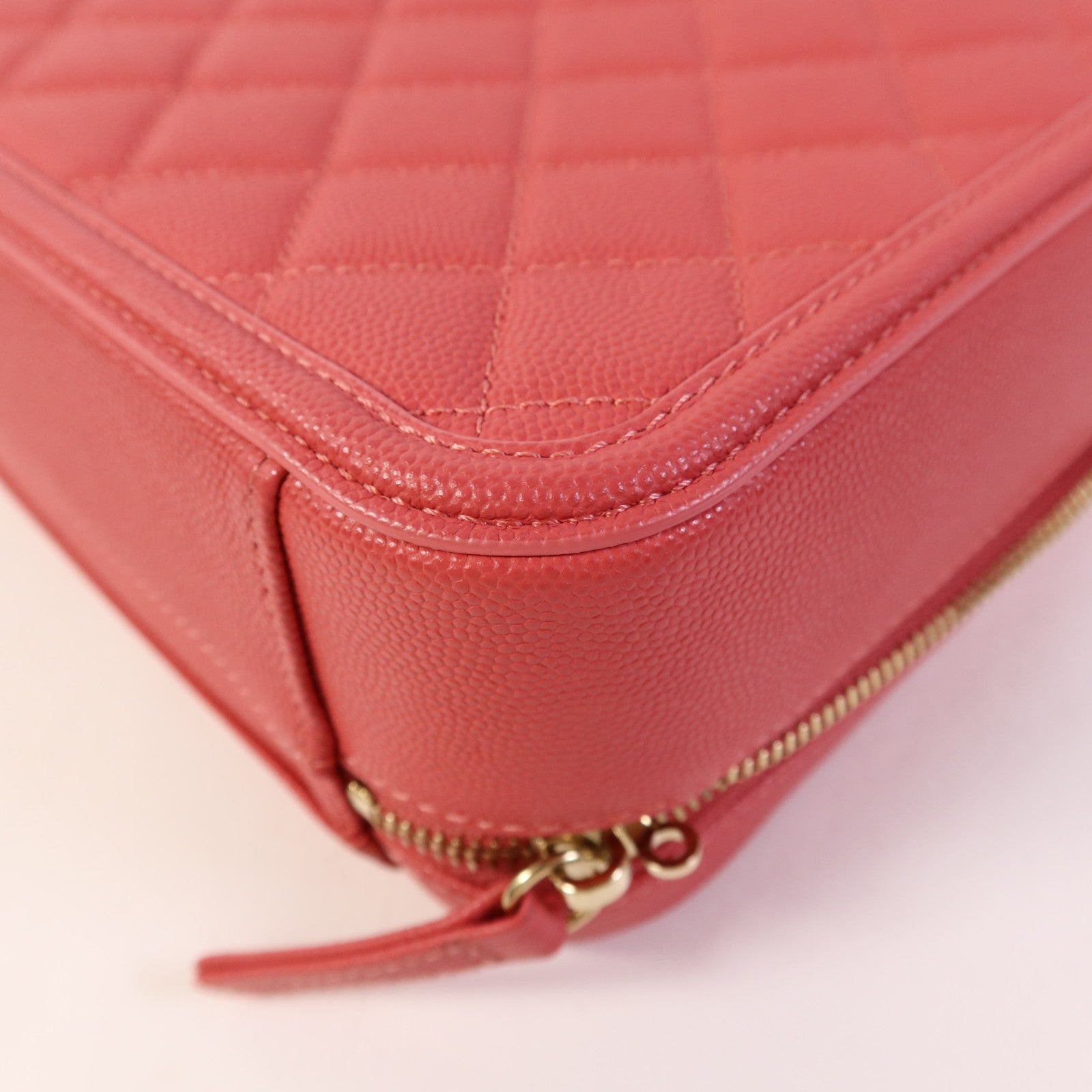 CHANEL 牛皮皮革Vanity Case金扣手挽肩背兩用袋