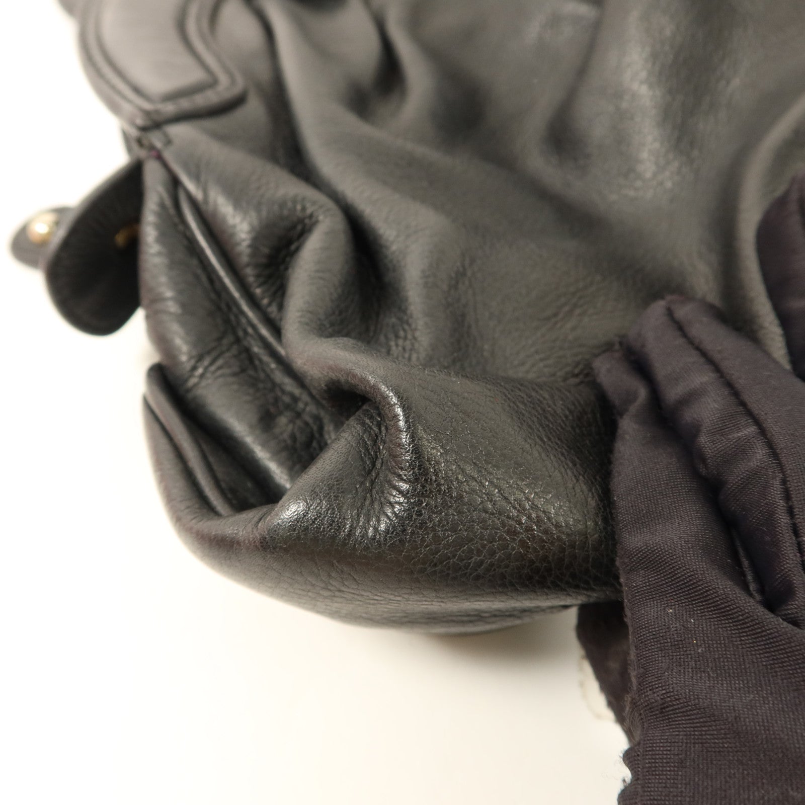 BALLY 牛皮皮革Handbag金扣手挽袋