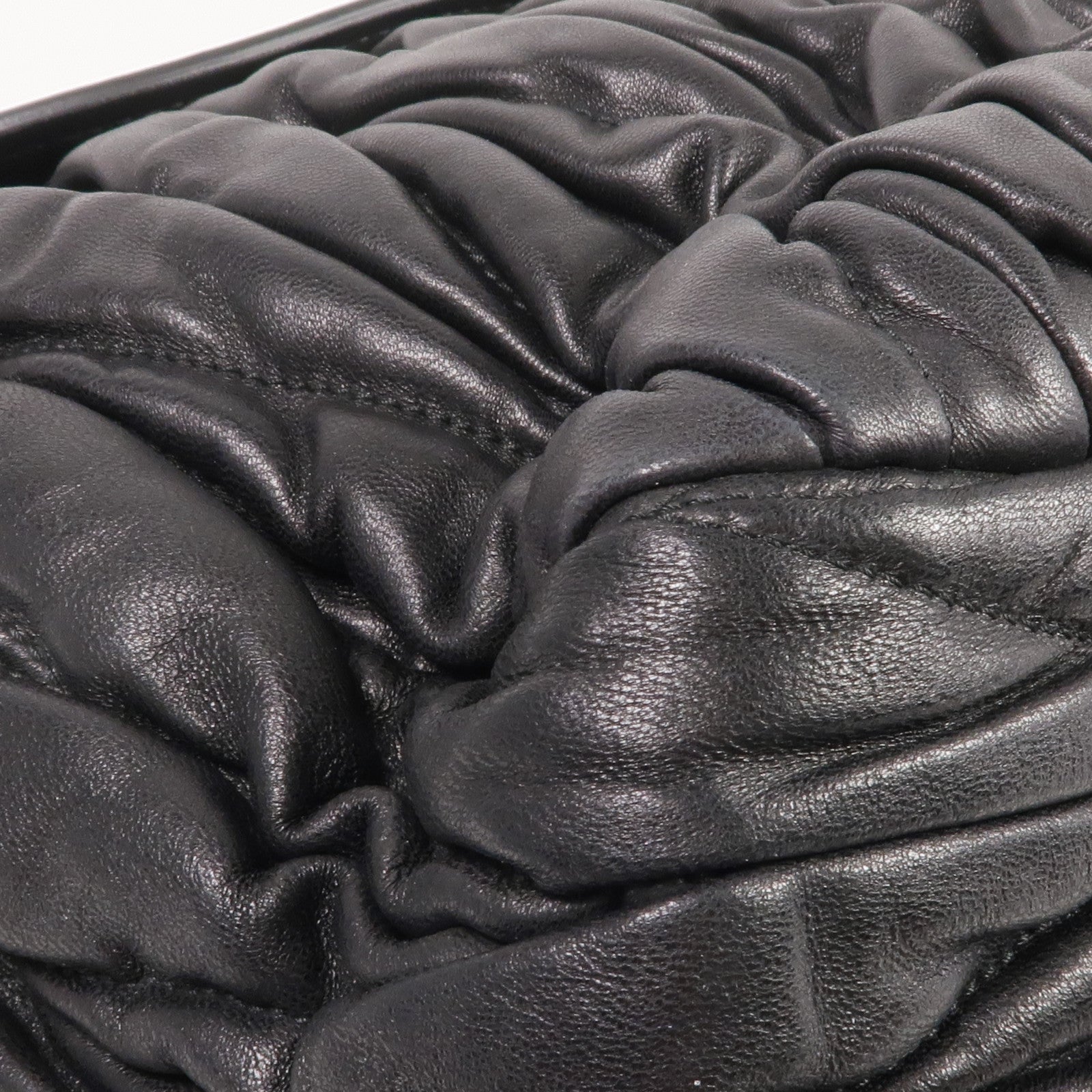 Miu Miu 羊皮皮革Chain Shoulder銀扣鏈帶肩背袋