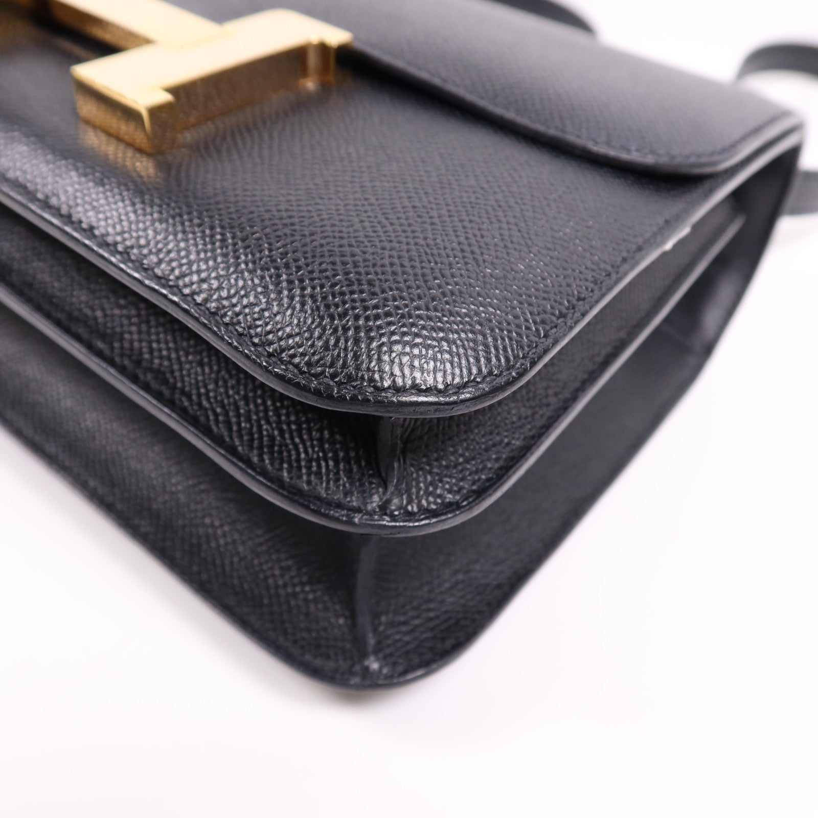 HERMES Epsom皮革Constance 24金扣肩背袋Noir