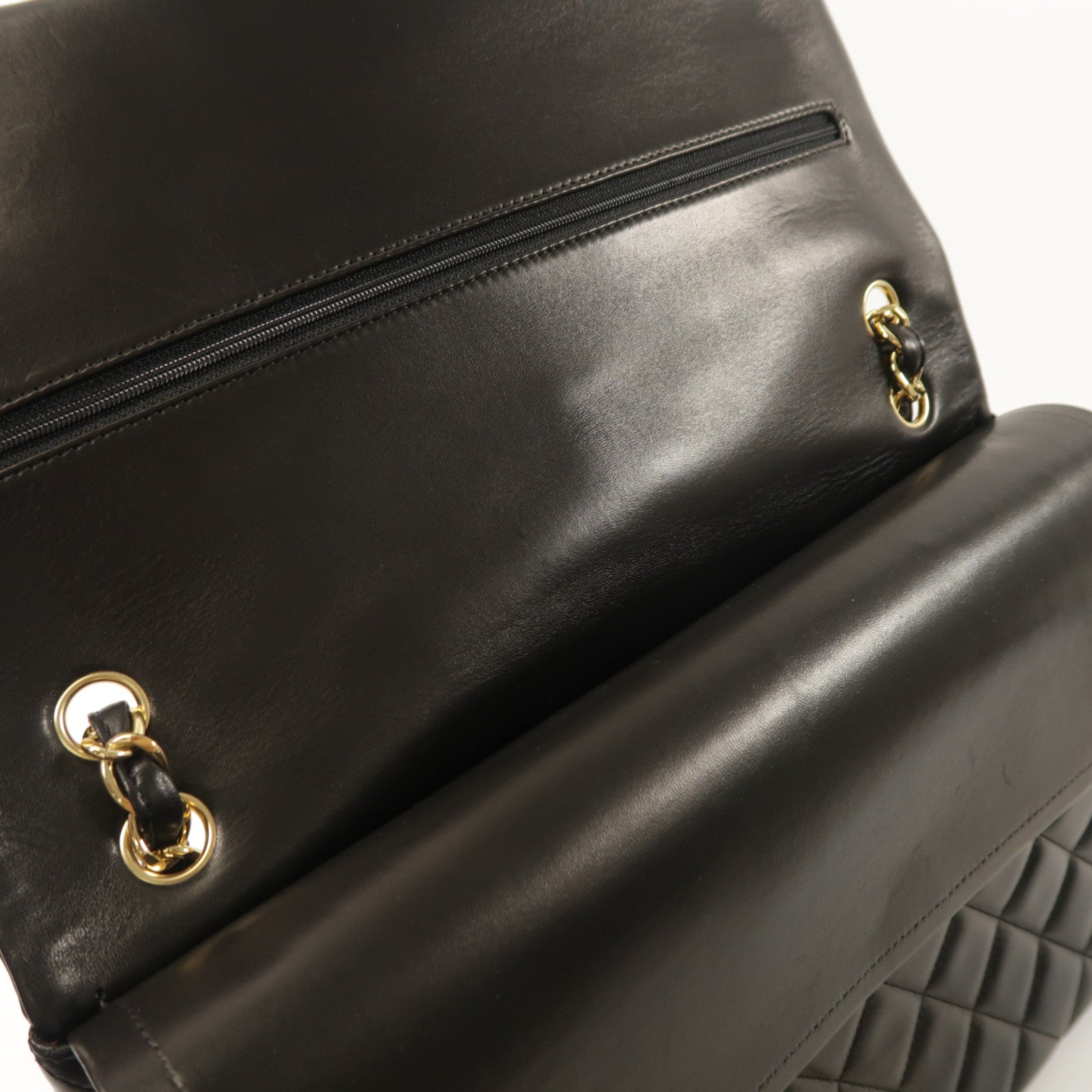 CHANEL 羊皮皮革Maxi Classic鏈帶肩背袋