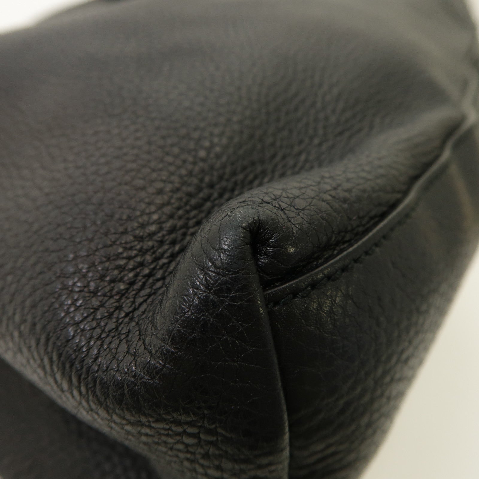 GUCCI 牛皮皮革Soho Shoulder Bag金扣鏈帶肩背袋黑色