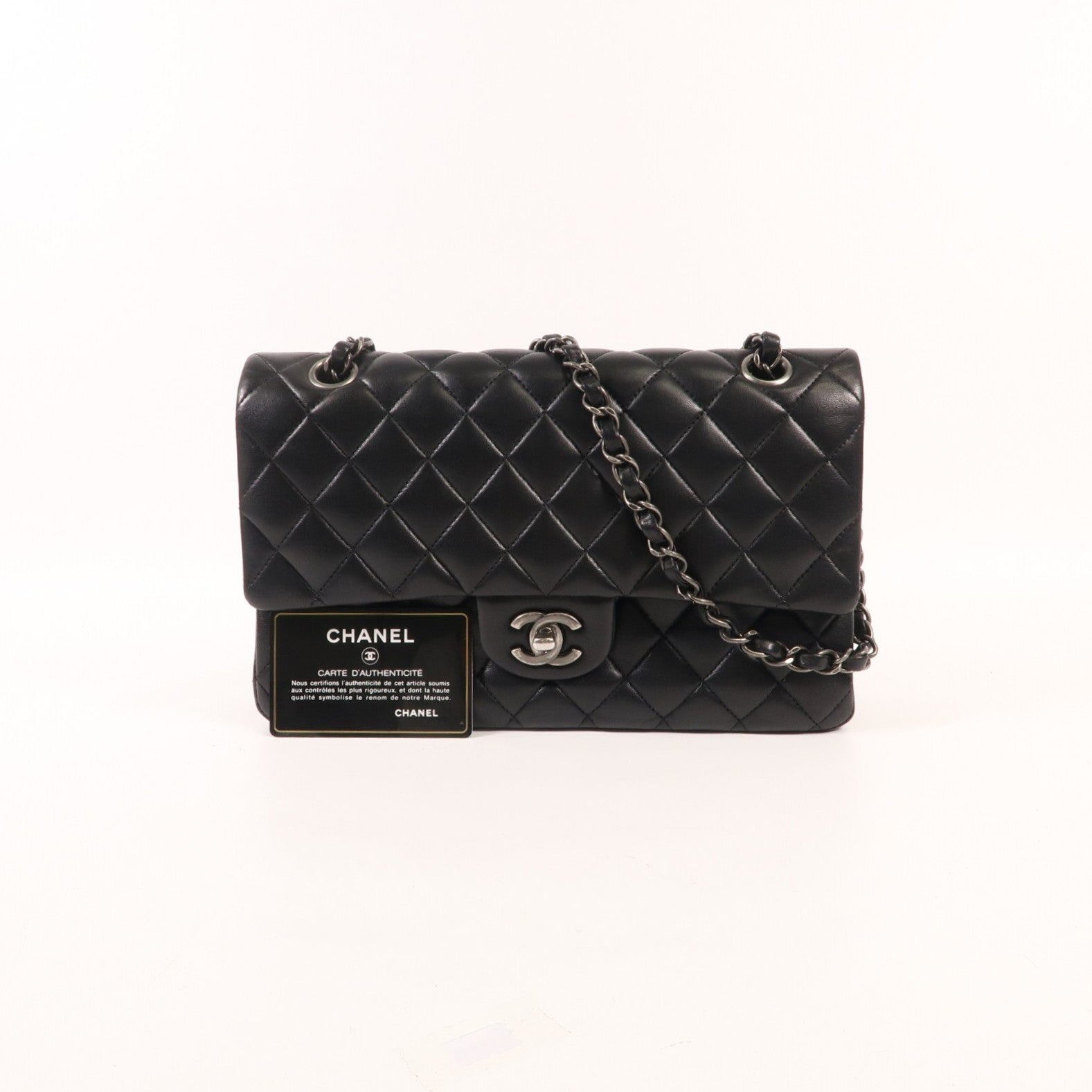 CHANEL 羊皮皮革Classic 25銀扣鏈帶肩背袋