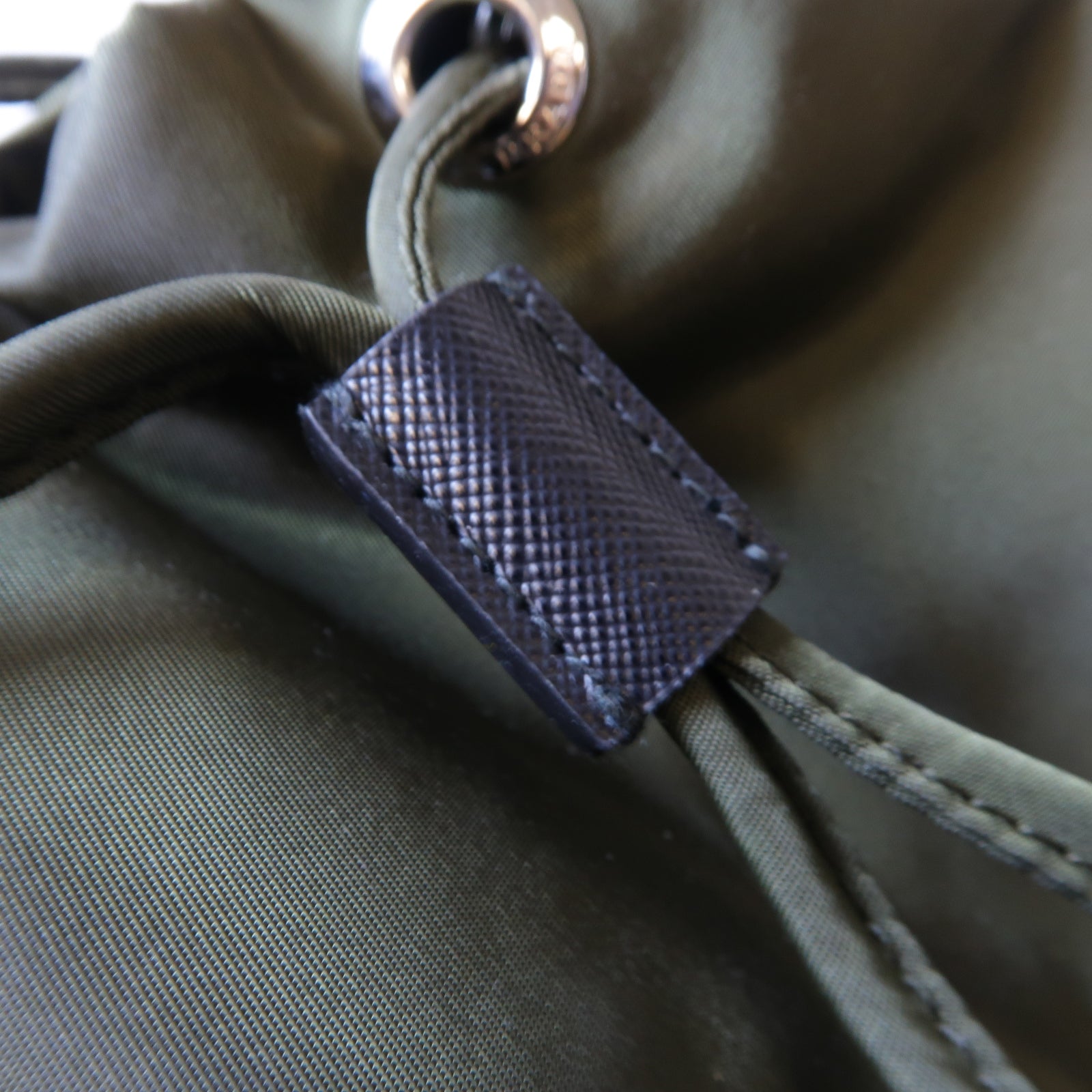 PRADA 尼龍Backpack銀扣背包深綠色
