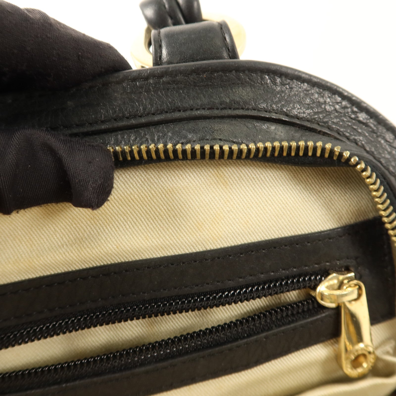 BALLY 牛皮皮革Handbag金扣手挽袋