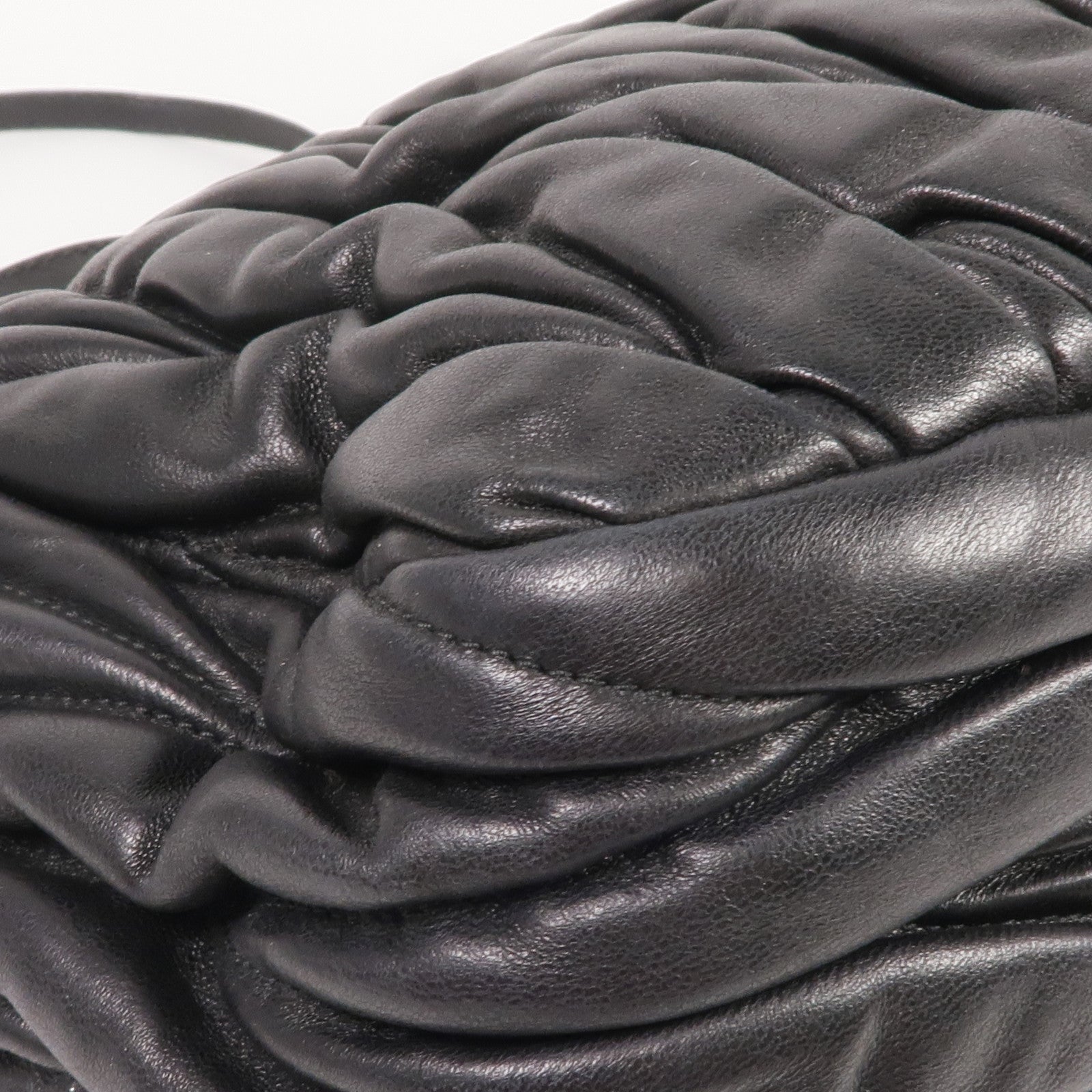 Miu Miu 羊皮皮革Chain Shoulder銀扣鏈帶肩背袋