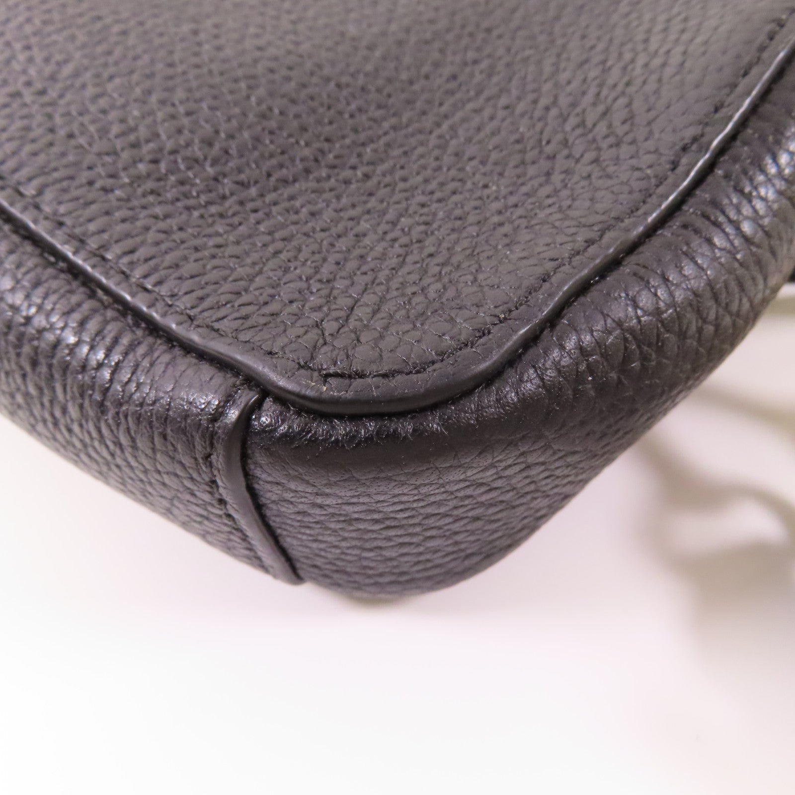 COACH 牛皮皮革Shoulder Bag金扣肩背袋