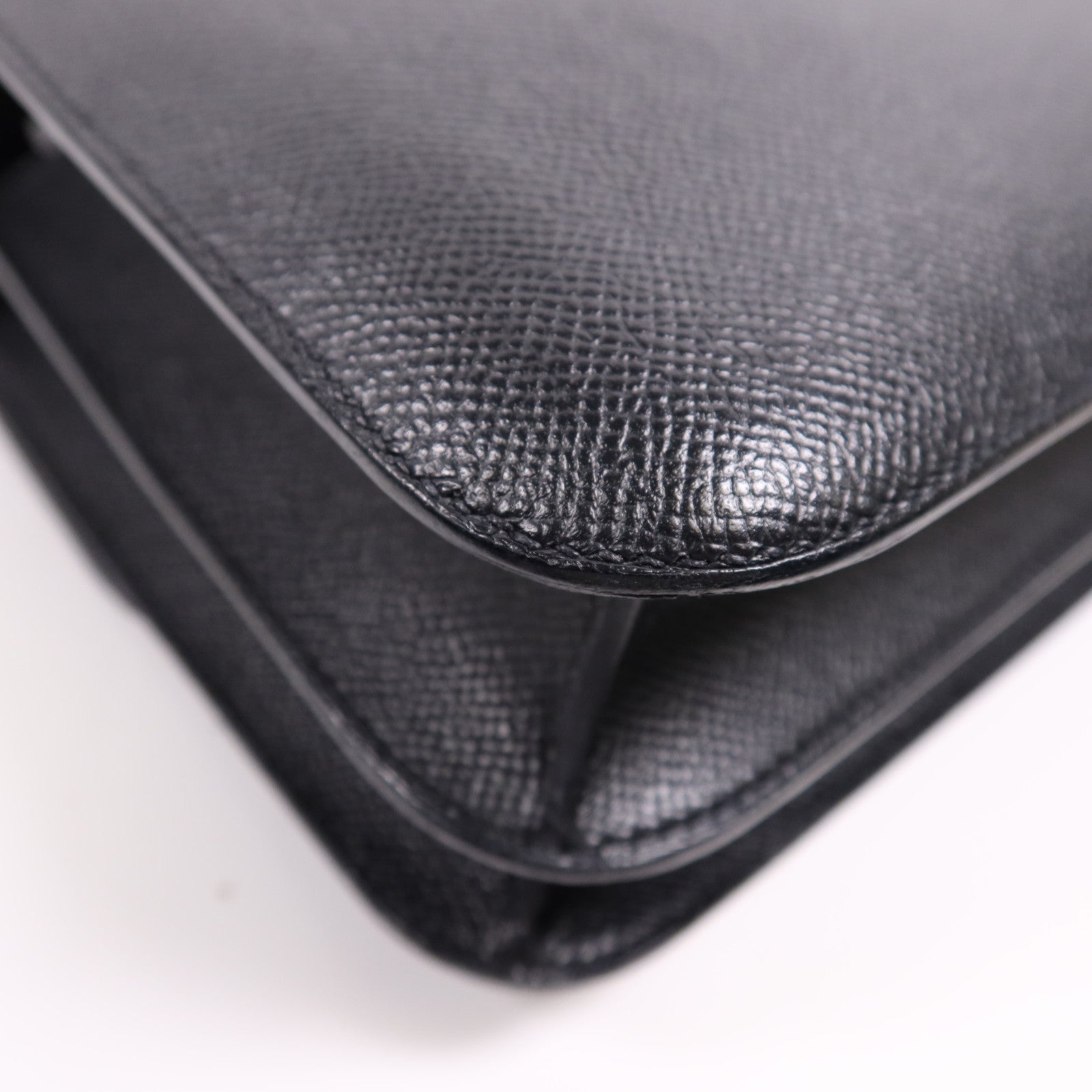 HERMES Epsom皮革Constance 24金扣肩背袋Noir